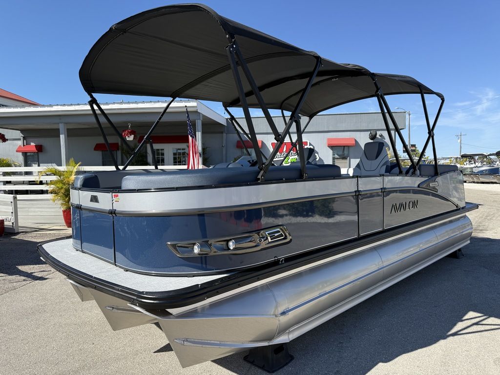 New Avalon 2585 LSZ Entertainer Swingback Lounger Tri Toon High