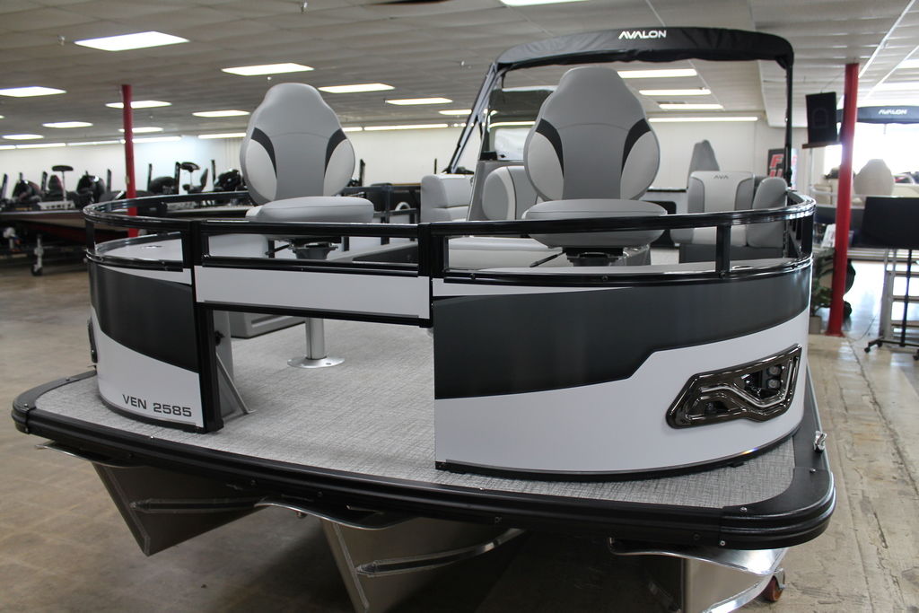 New Avalon Venture 85 Center Console Fish 25 FT 2025 for sale in