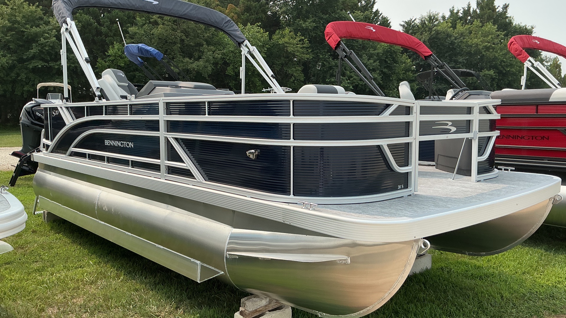 New Bennington 22 SXSB 2024 for sale in Milton, Pennsylvania