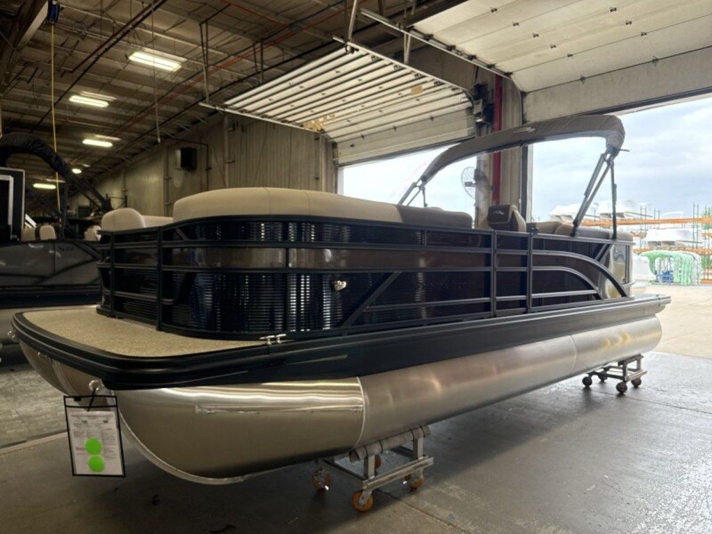 New Bennington 24 SXL 2024 for sale in Ottawa, Ontario - Boatzon.com