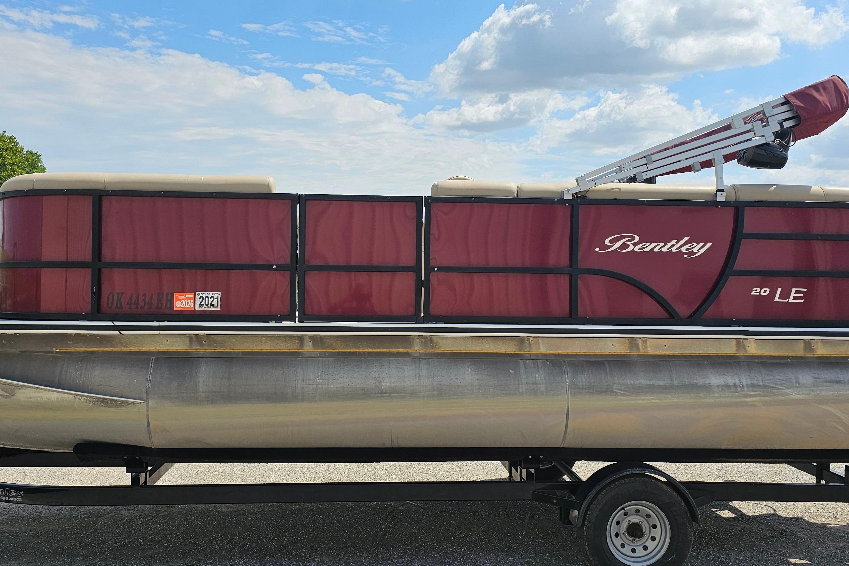 Used Bentley Pontoons 200 CRUISE 2021 for sale in Lawton Oklahoma Used Bentley Pontoons 200 CRUISE 2021 for sale in Lawton Oklahoma