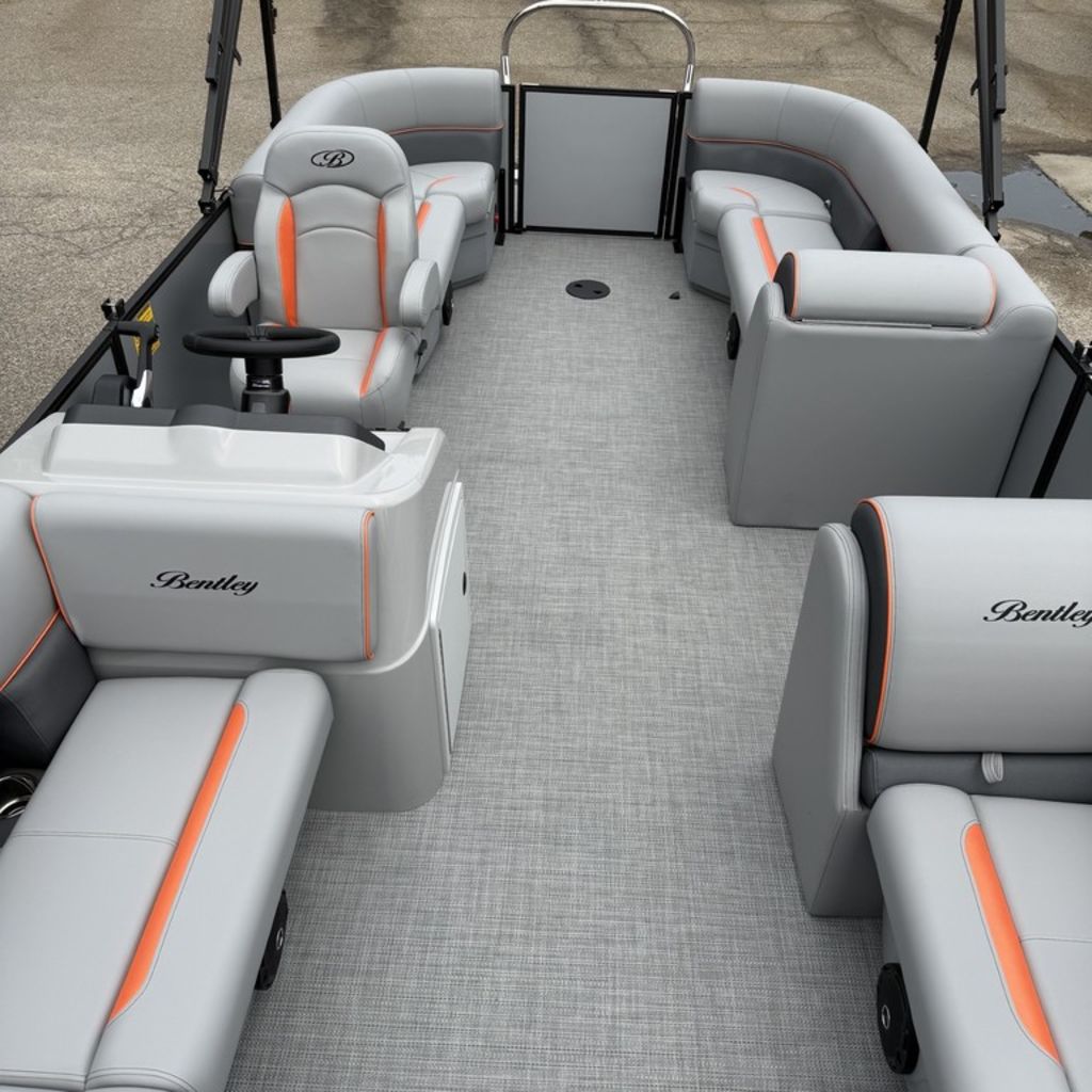 New Bentley Pontoons Bolt 223 SPORT3 Chassis 2027 for sale in