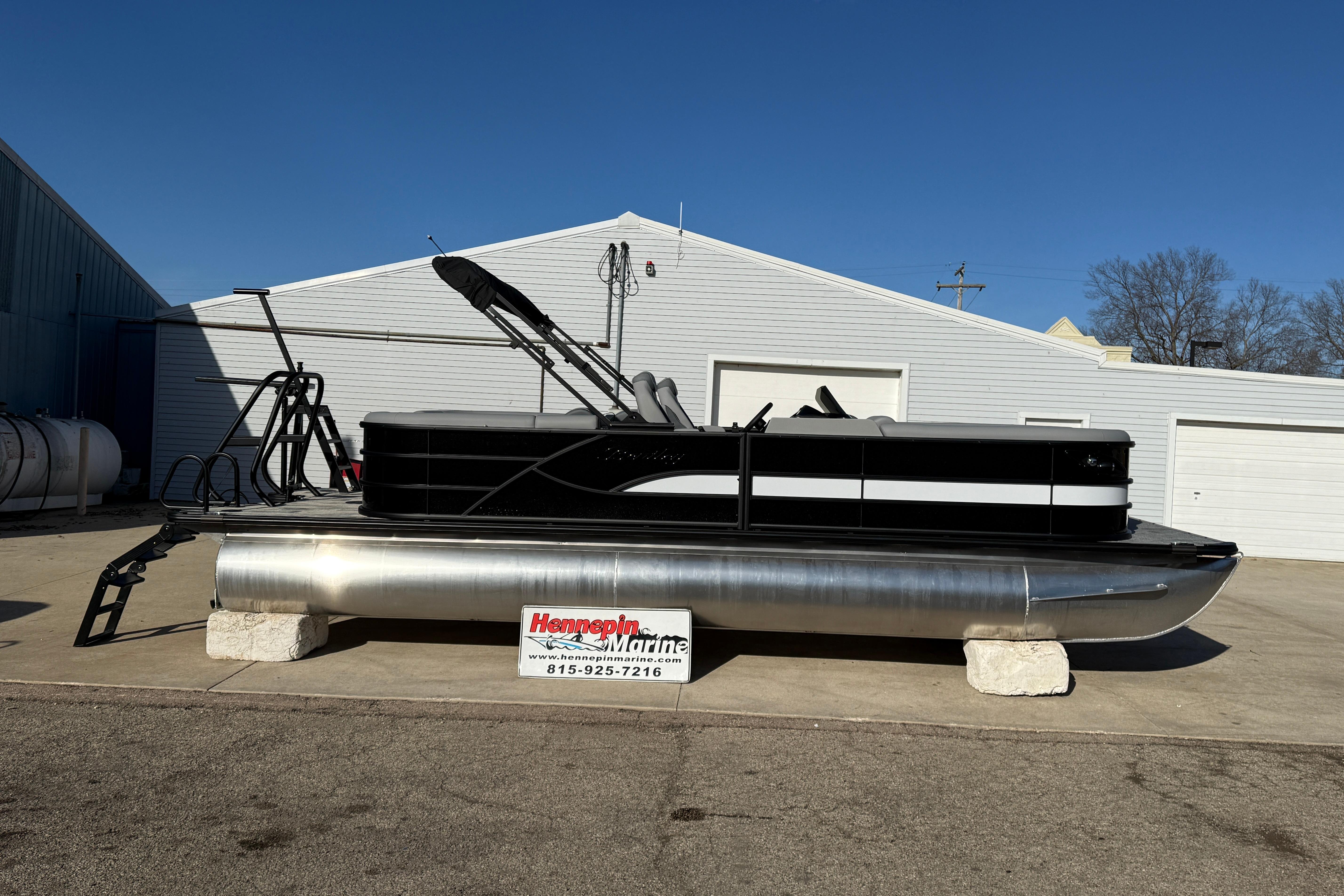 Bentley Pontoon Legacy 243 Navigator boats for sale - From $149/mo