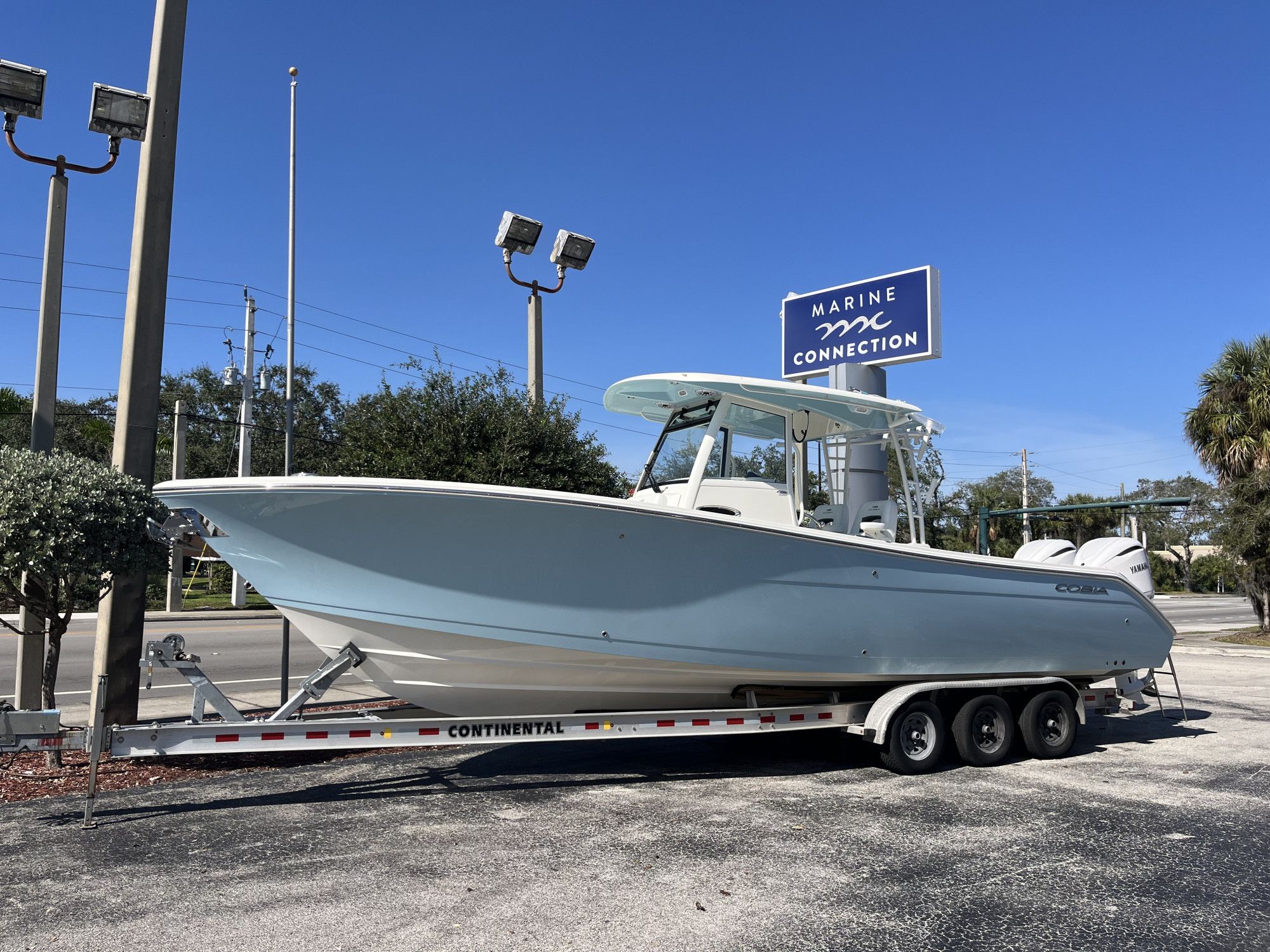 New Cobia 320 Center Console 2026 for sale in Islamorada, Florida