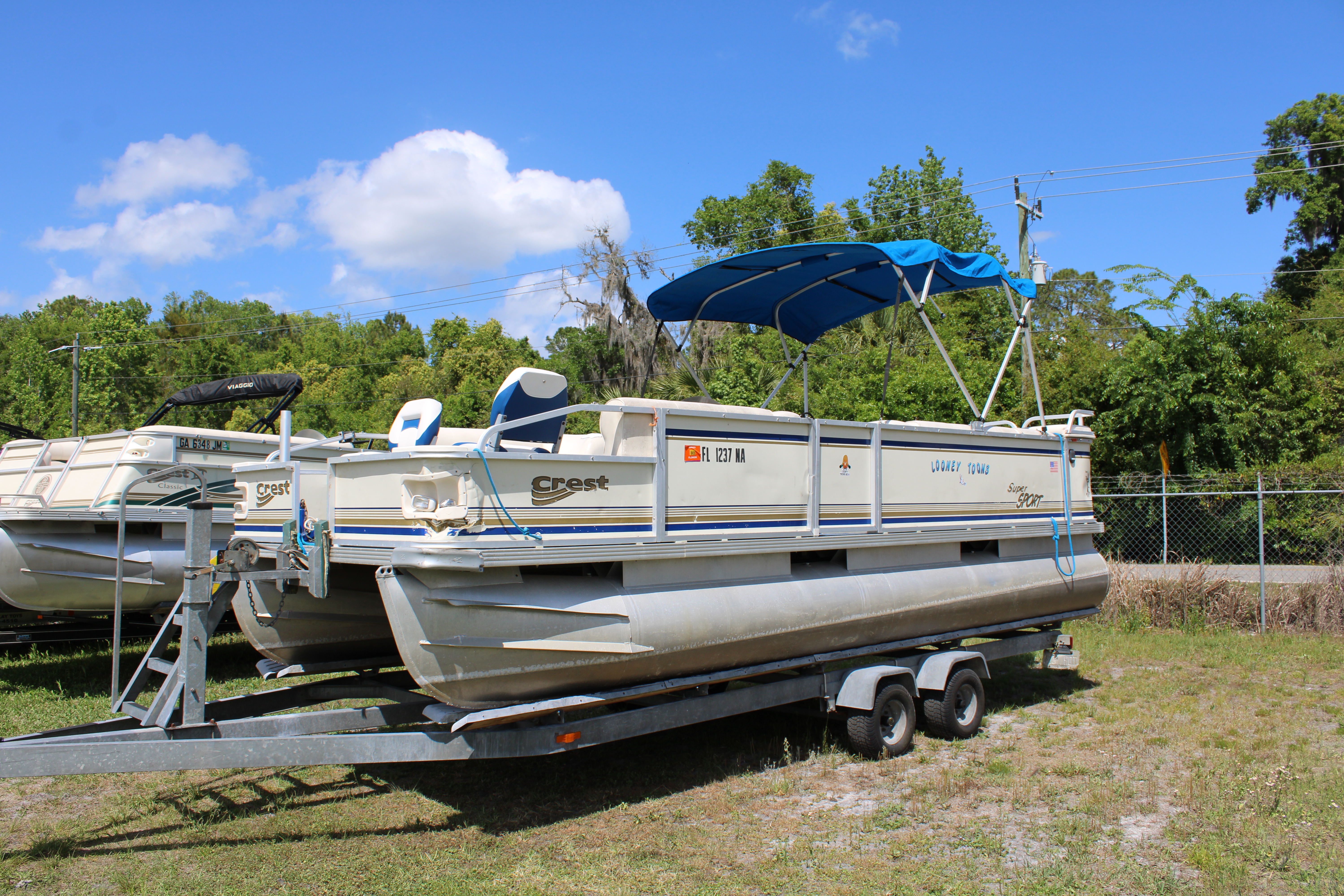 Used Crest Pontoons MAURELL 2004 for sale in East Palatka, Florida -  Boatzon.com