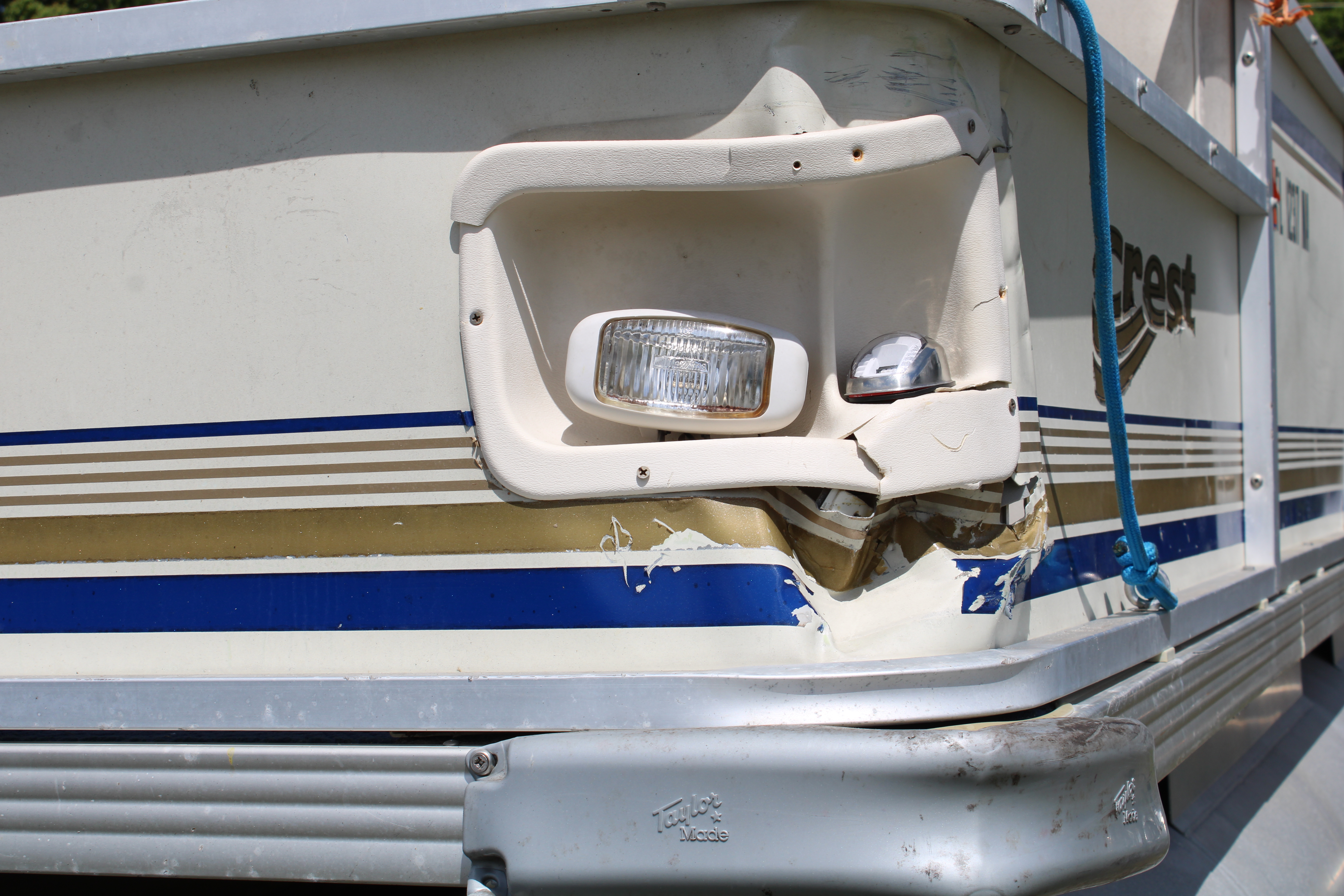 Used Crest Pontoons MAURELL 2004 for sale in East Palatka, Florida -  Boatzon.com