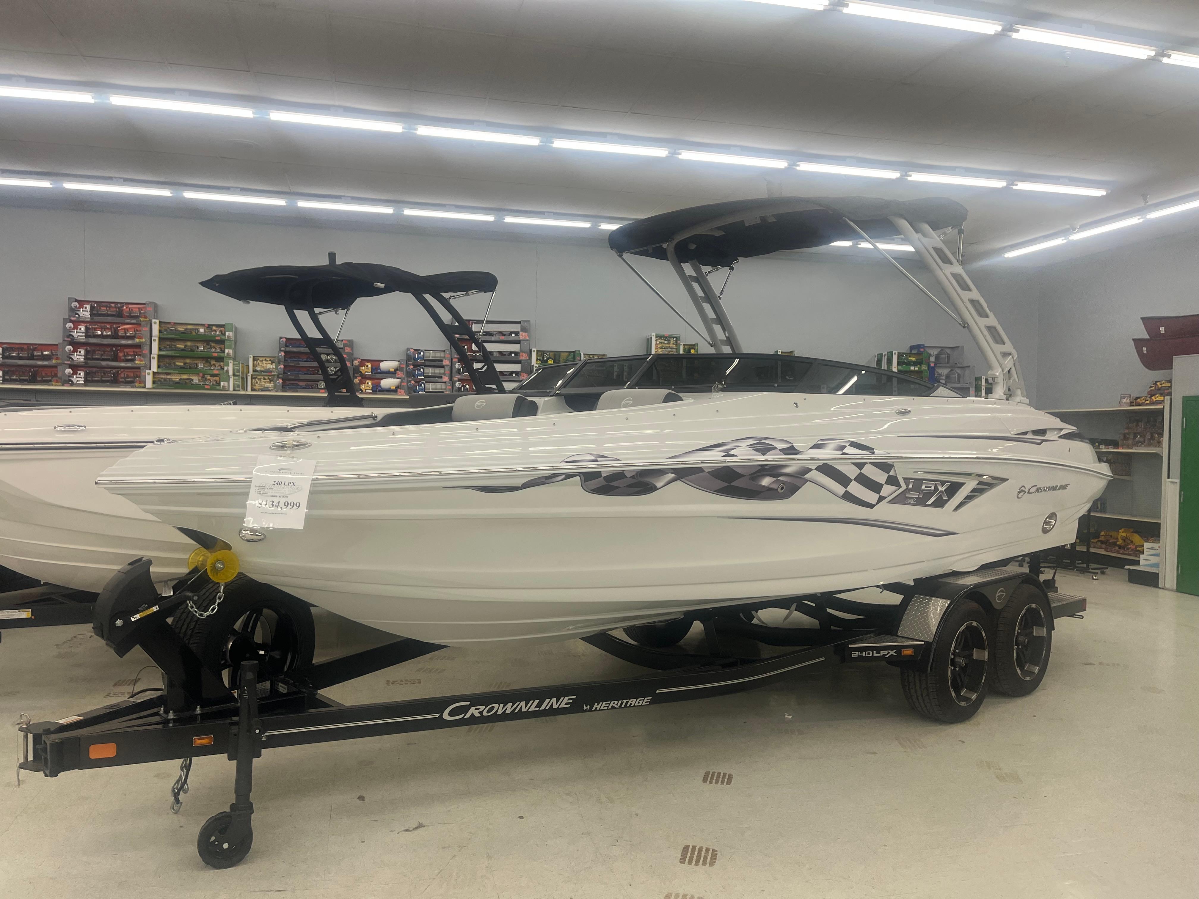 New Crownline 240 SS LPX 2025 for sale in Marietta, Ohio - Boatzon.com