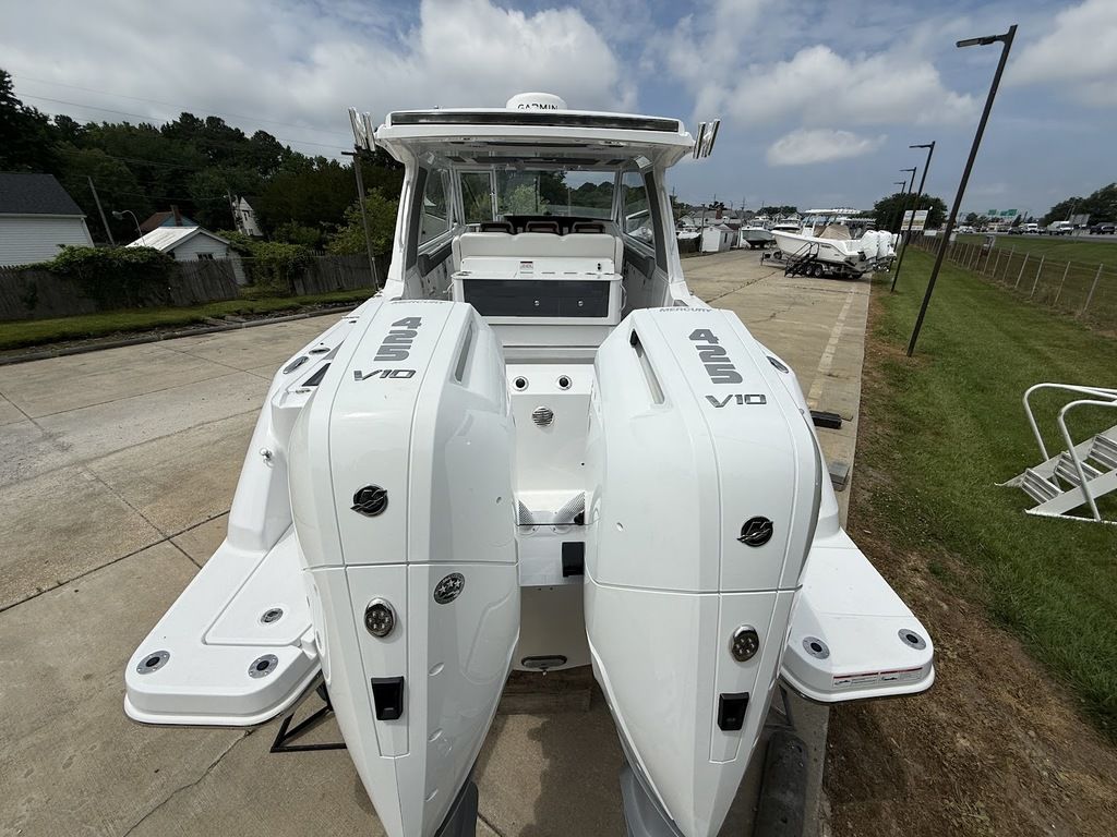 d New Everglades 367CX 2026 for sale in Chester, Maryland - Boatzon.com