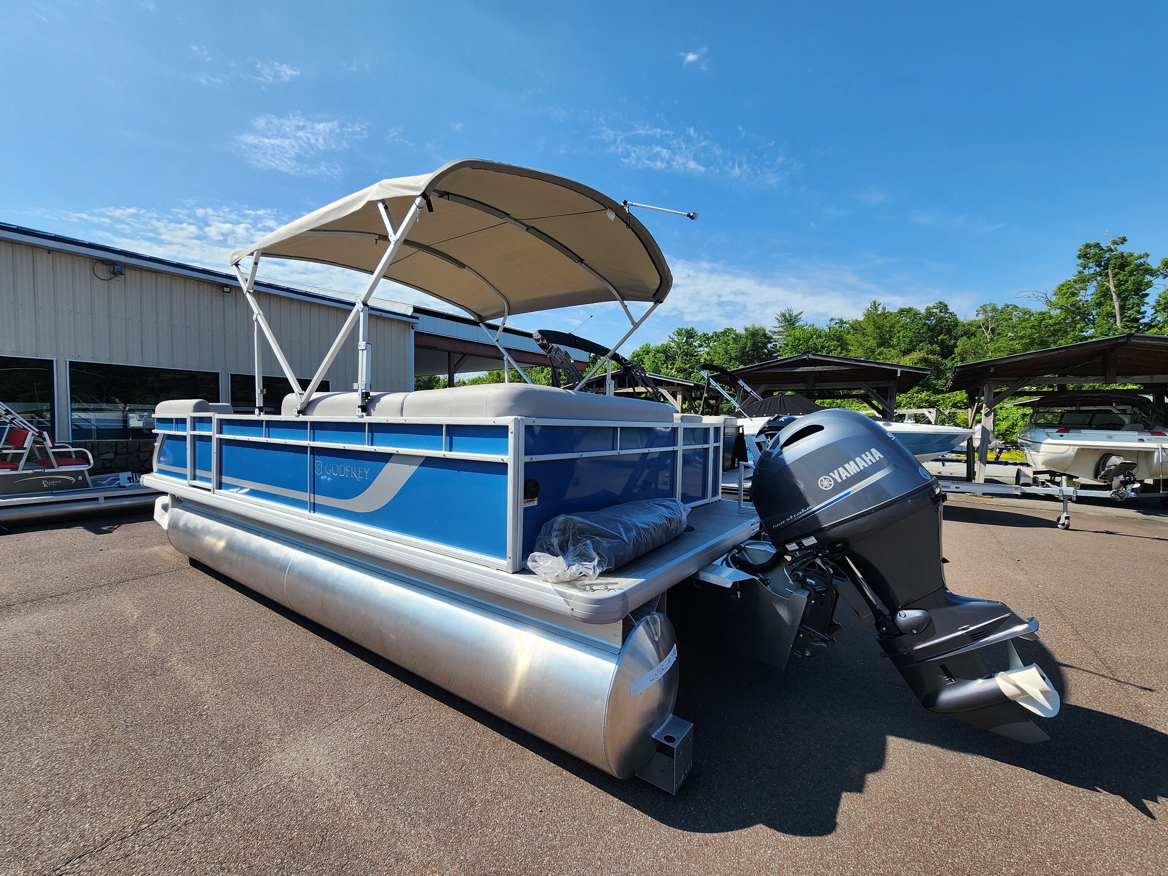 Used Godfrey Xperience 2086 CX 2024 for sale in Hawley