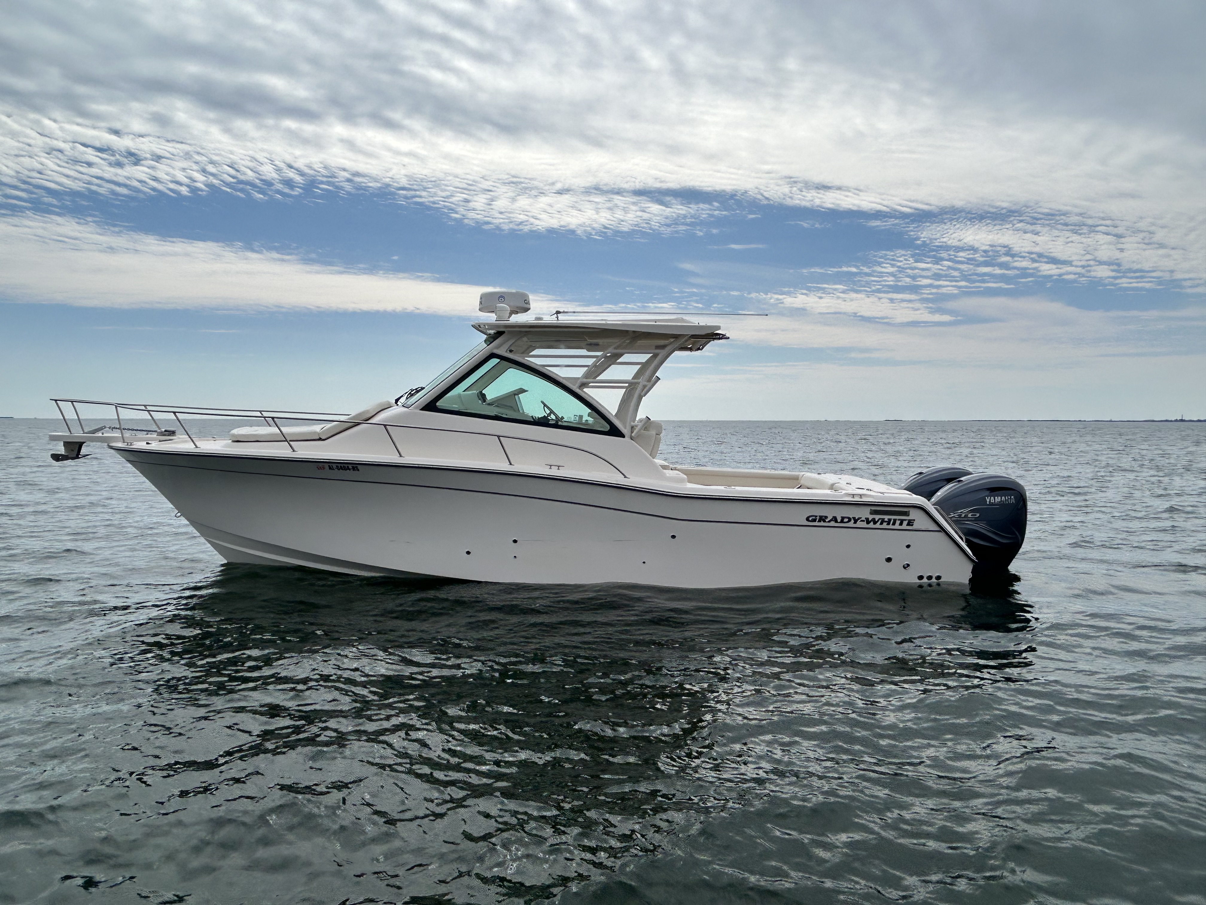 Used Grady-White Express 330 2021 for sale in Pensacola, Florida
