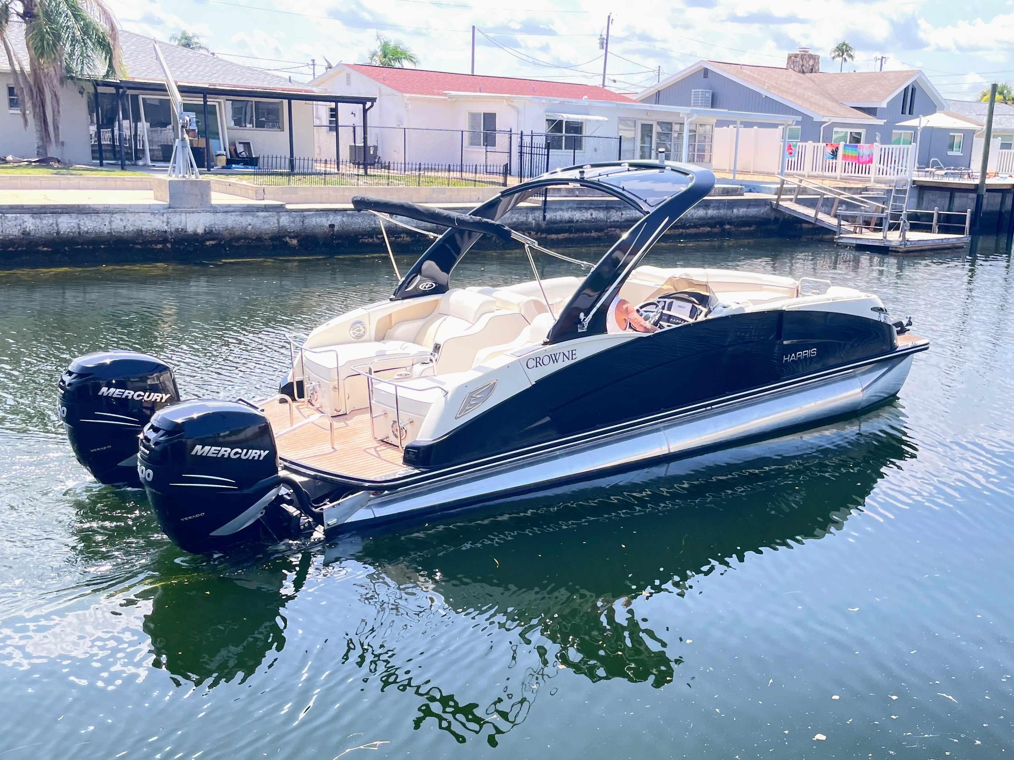 Used Harris Crown DL 250 2015 for sale in St. Petersburg, Florida