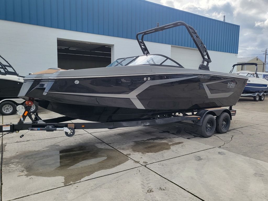 heyday-wake-boats-wtsurf-2026-