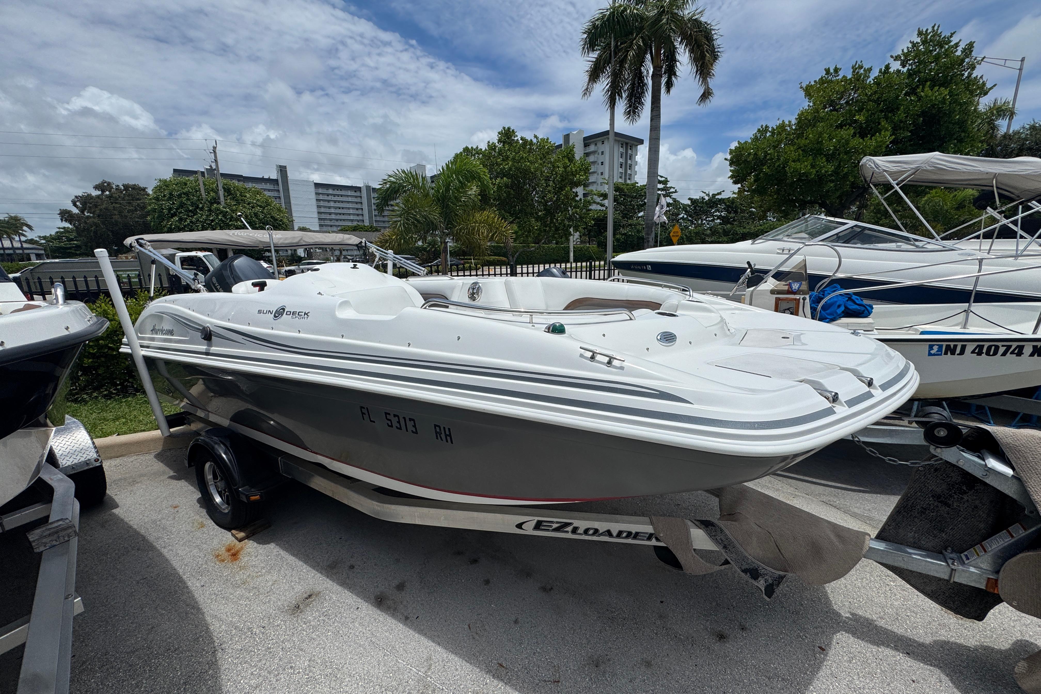 Used Hurricane SunDeck Sport 188 OB 2013 for sale in Pompano Beach