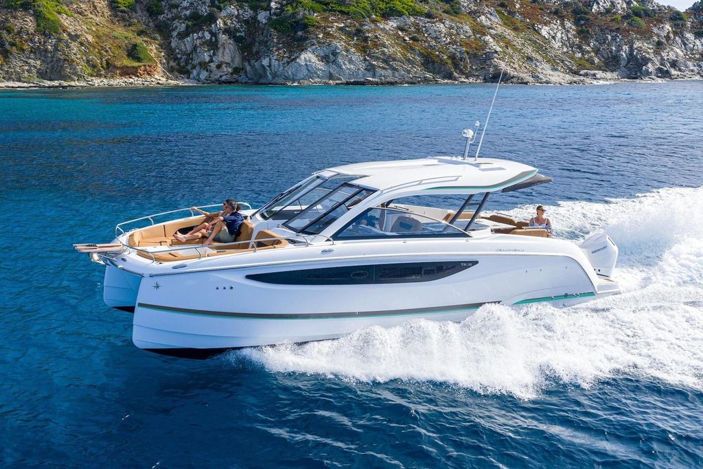 New Jeanneau TH38 2027 for sale in Seneca, Illinois - Boatzon.com