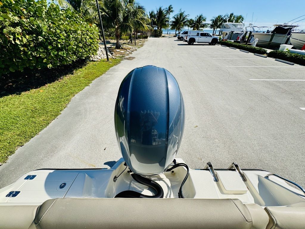 Used Key West Boats 219 FS 2023 for sale in Islamorada, Florida ...