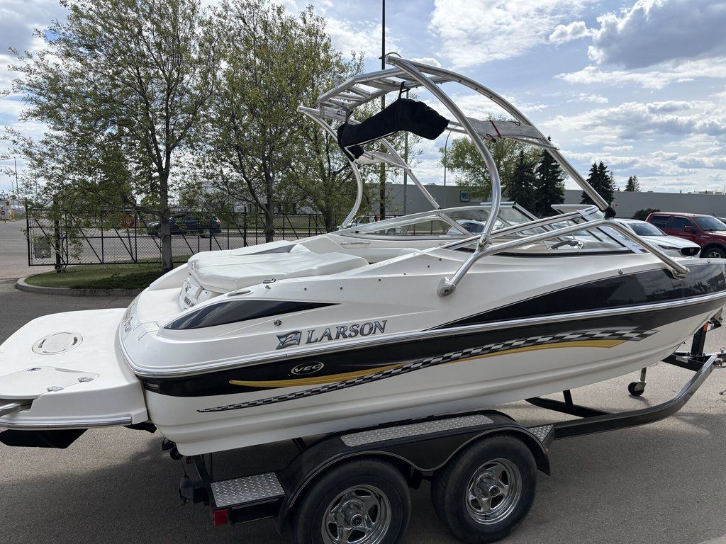 Used Larson 186 Senza 2008 for sale in Edmonton, Alberta - Boatzon.com