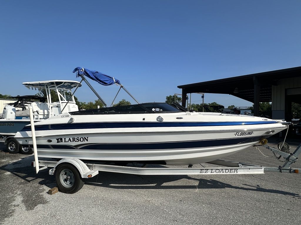 Used Larson LXI 208 2006 for sale in Lake Placid, Florida