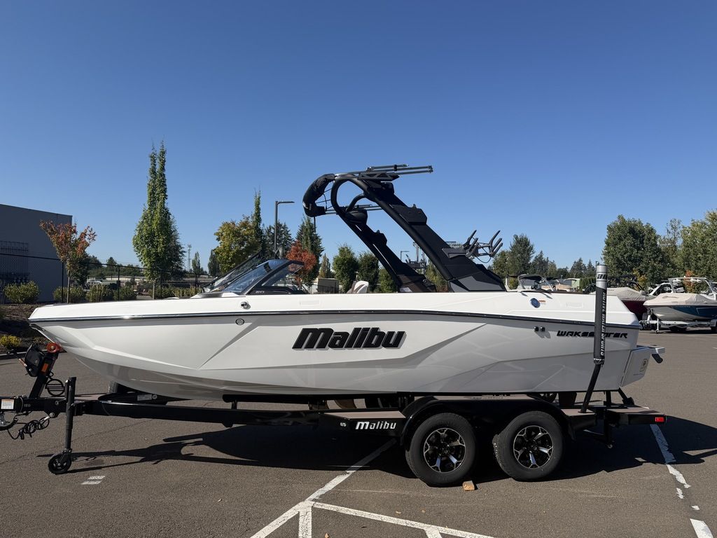 New Malibu Boats 20 VTX 2027 for sale in Canby, Oregon - Boatzon.com