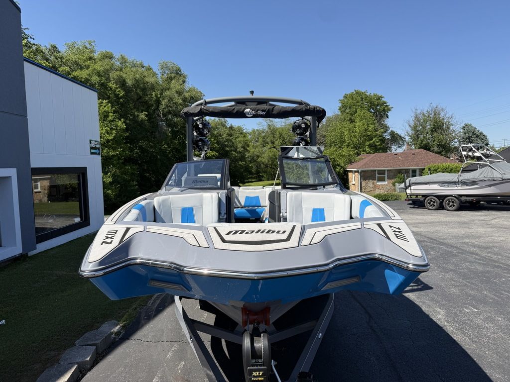 日本未発売 MOONCHILD MALIBU 155 Used Malibu Boats 23 MXZ 2020 for sale in Springfield, Missouri