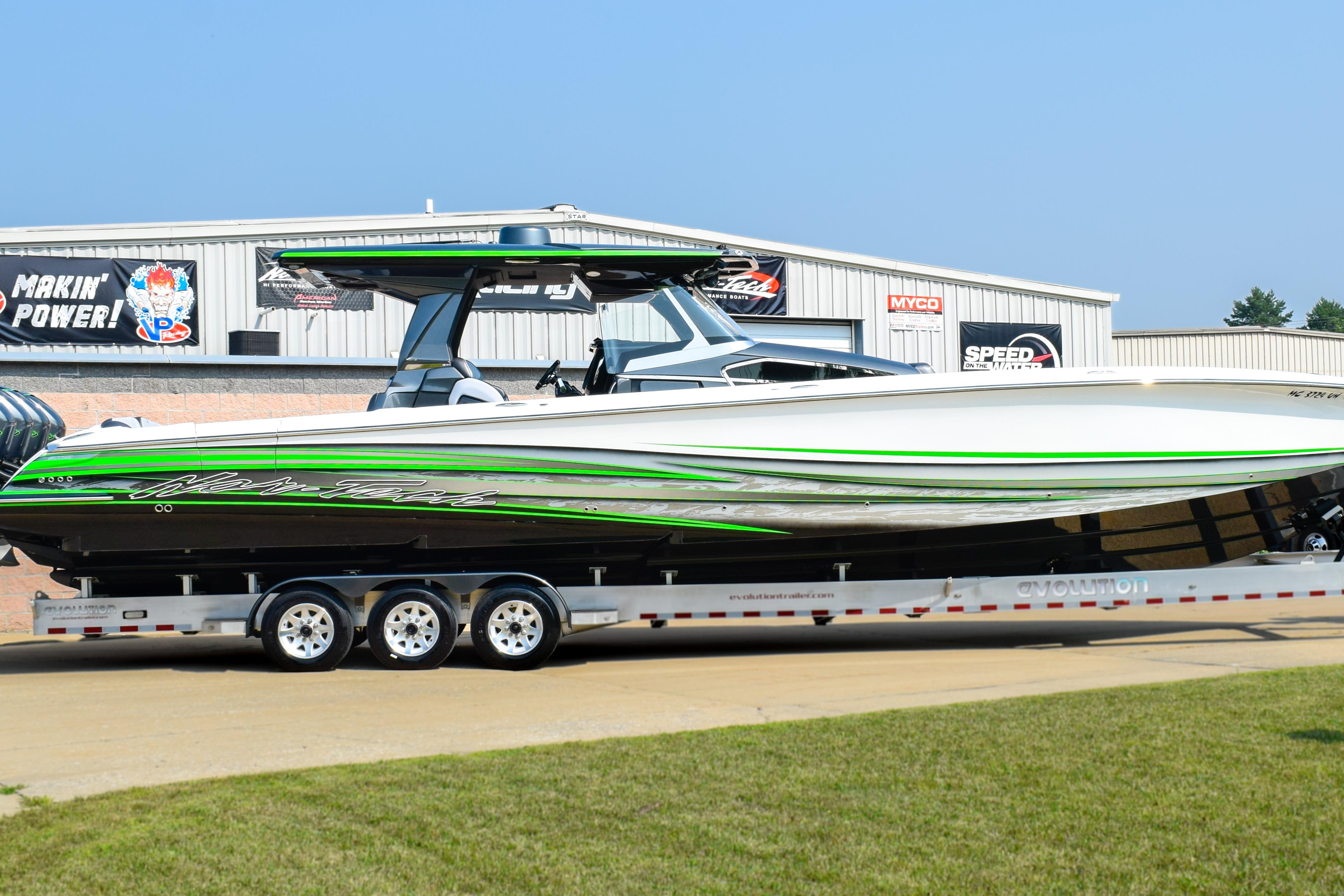 Used Cigarette 45 Maximus 2005 for sale in Smiths Creek, Michigan