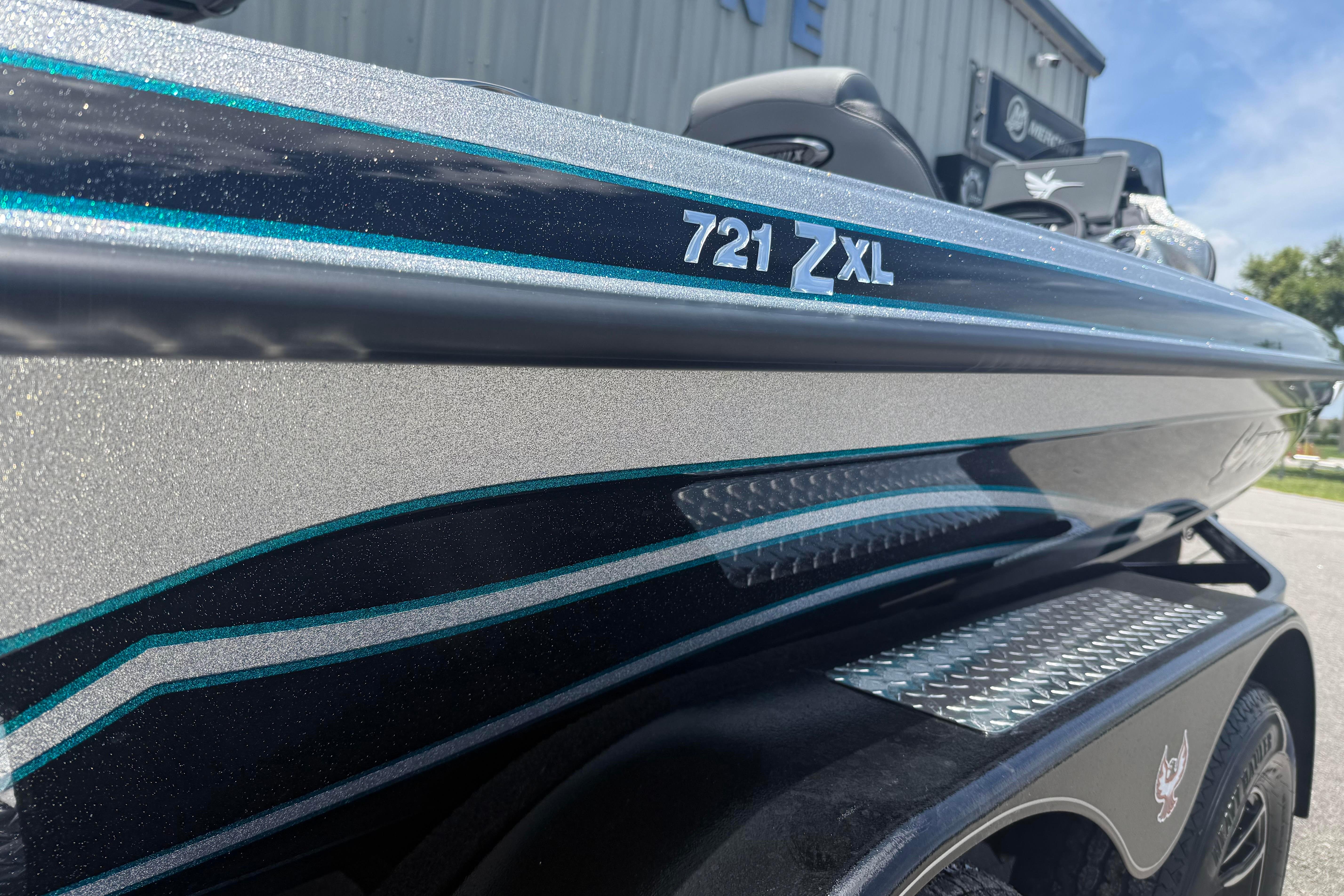 New Phoenix 721 ZXL 2027 for sale in St Cloud, Florida - Boatzon.com