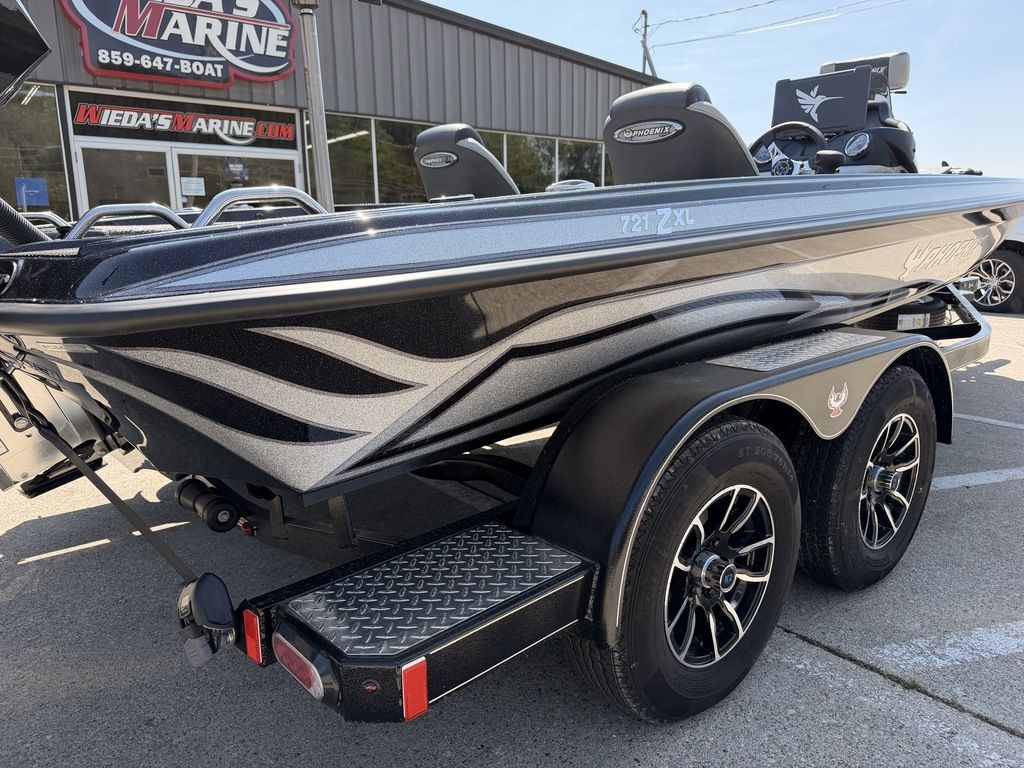 New Phoenix 721ZXL 2026 for sale in Alexandria, Kentucky - Boatzon.com