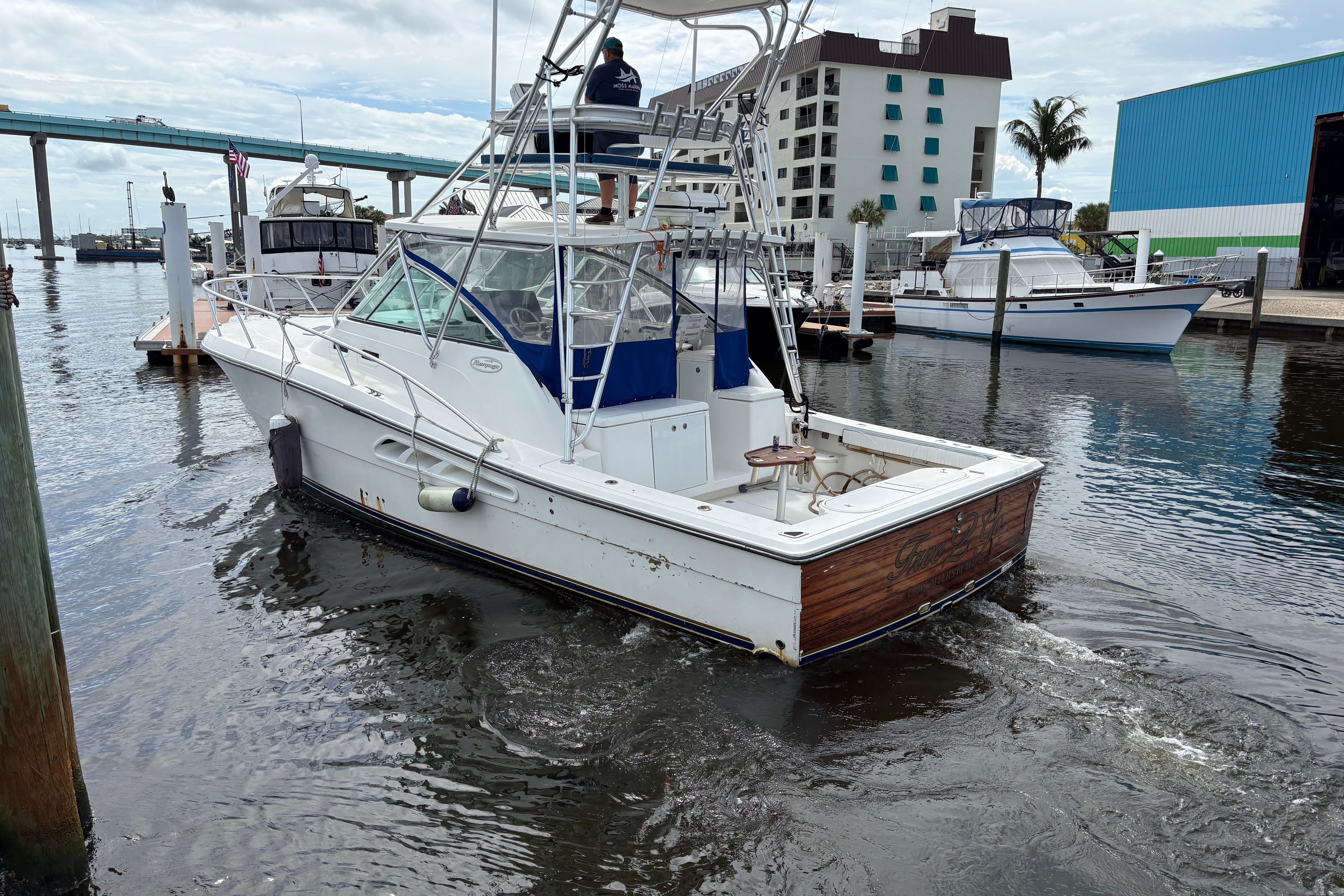 Used Rampage 38 Express 2006 for sale in Fort Lauderdale, Florida ...