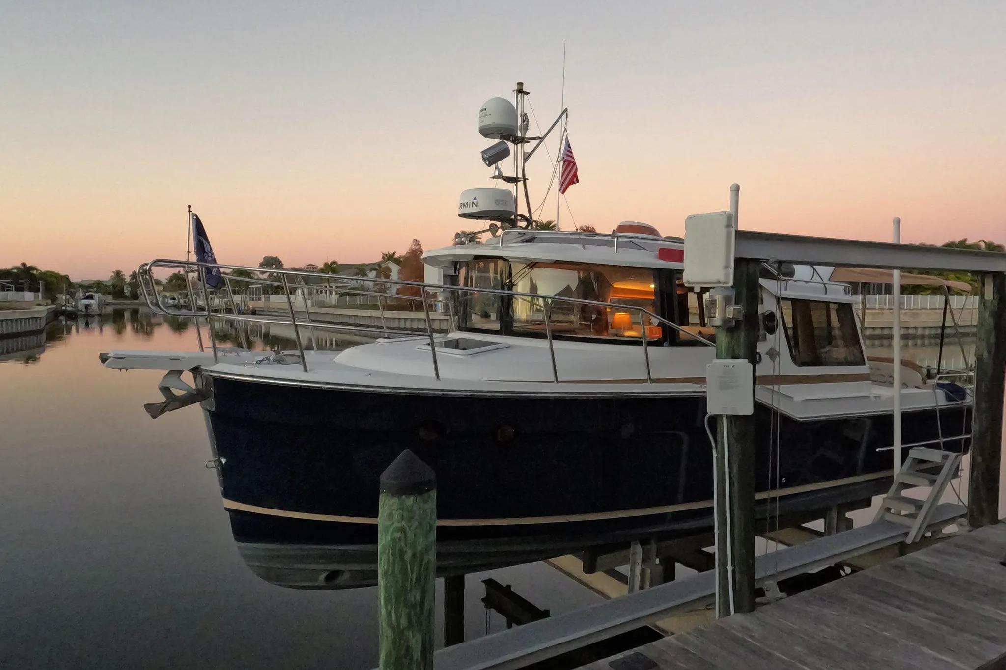 Used Ranger Tugs R29 S 2015 for sale in Pensacola, Florida