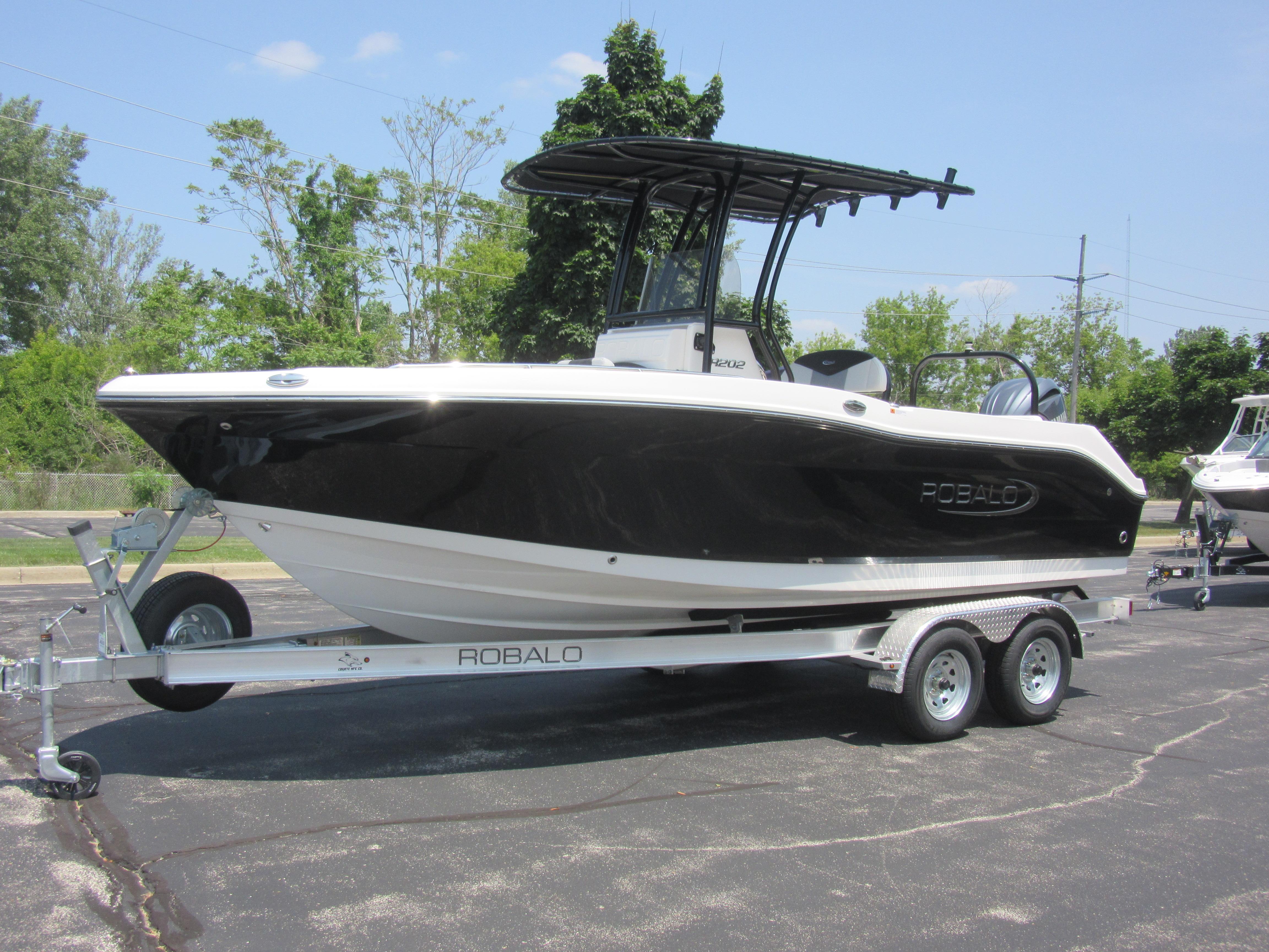 New Robalo R202 Explorer 2025 for sale in St Joseph, Michigan