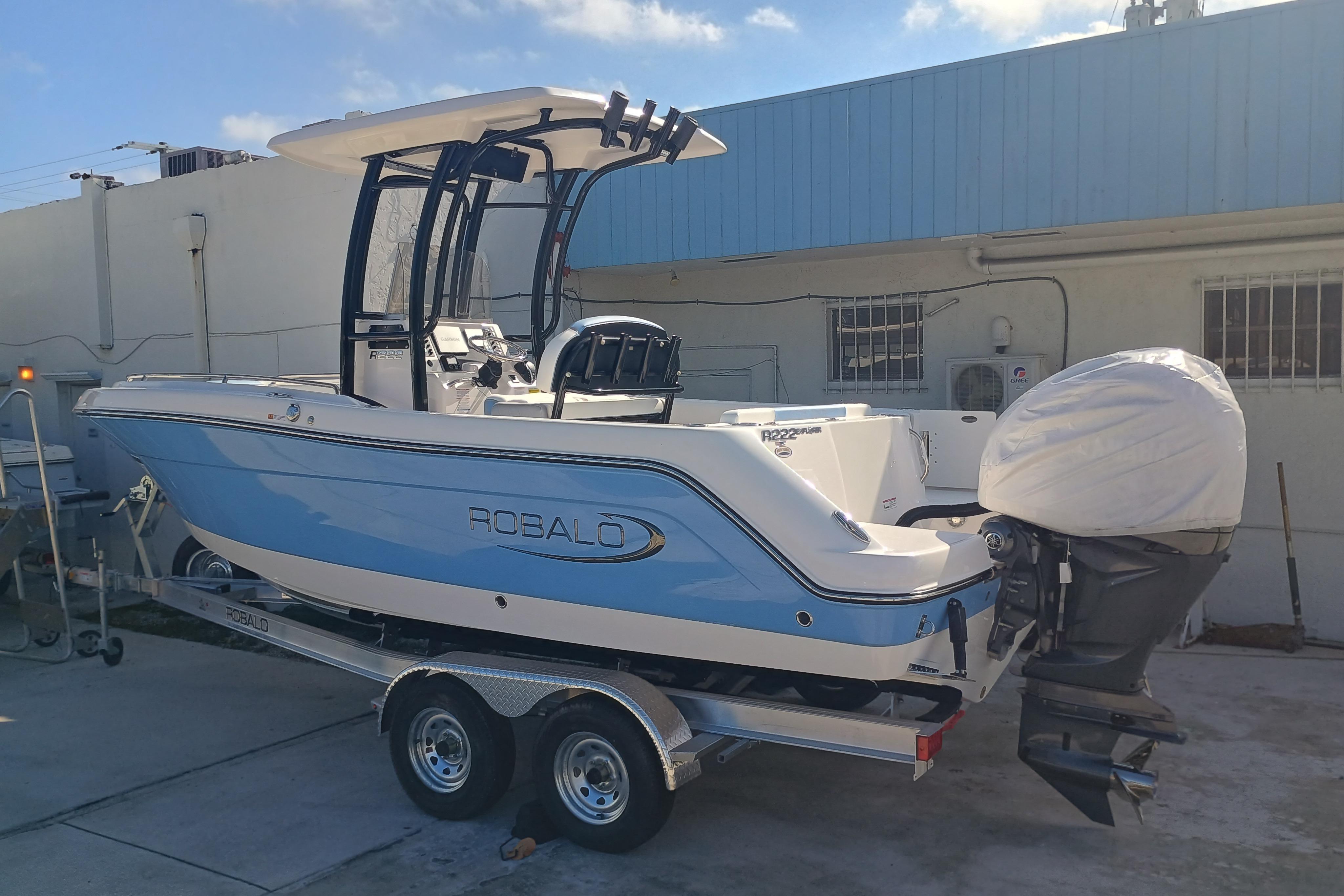 New Robalo R222 Explorer 2026 for sale in Riviera Beach, Florida