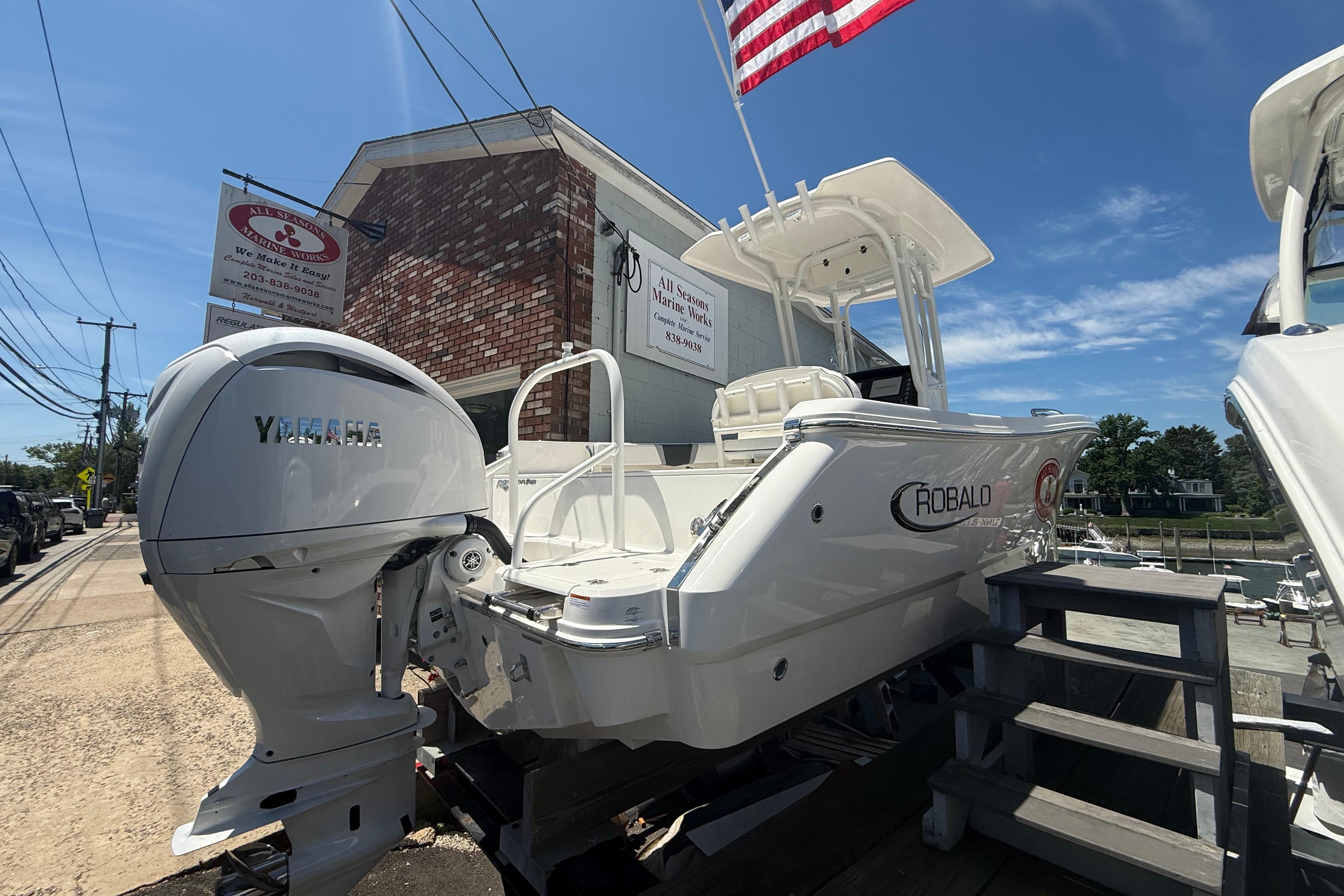 New Robalo R232 Explorer 2027 for sale in Norwalk, Connecticut