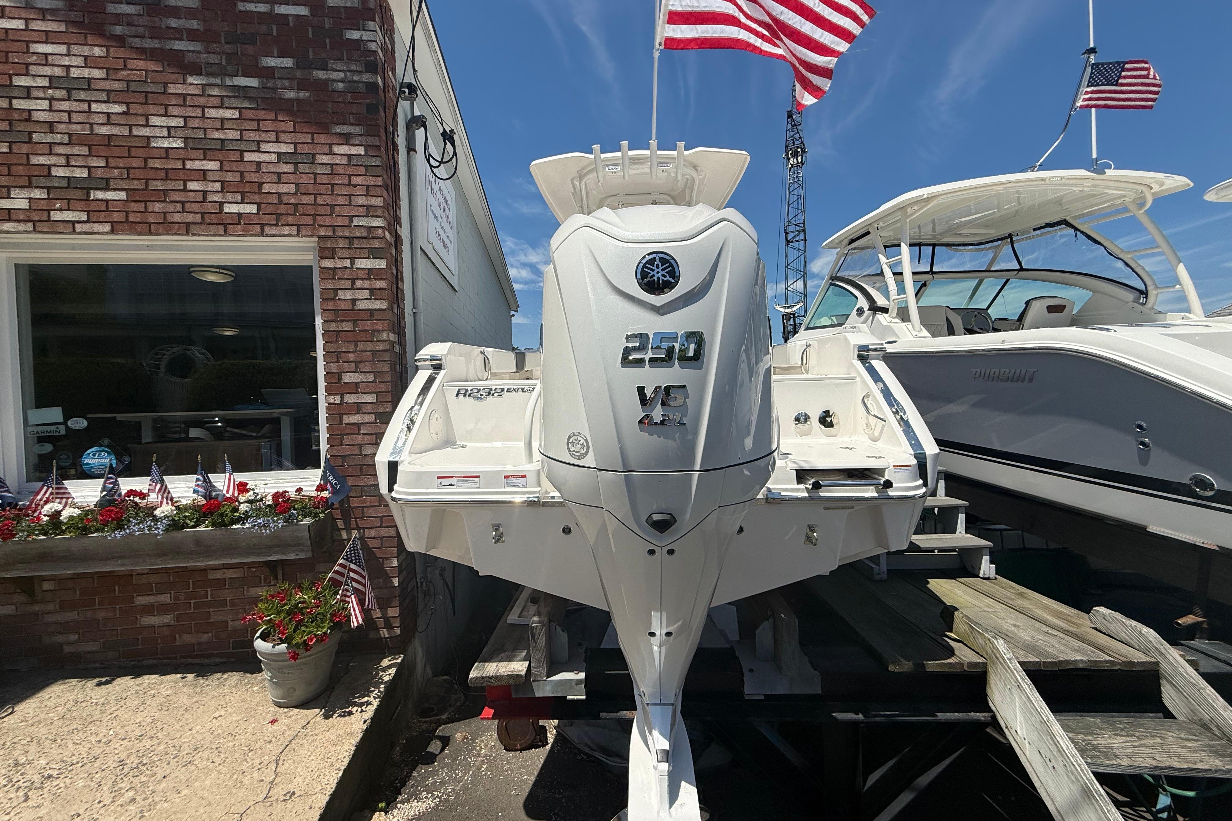 New Robalo R232 Explorer 2027 for sale in Norwalk, Connecticut