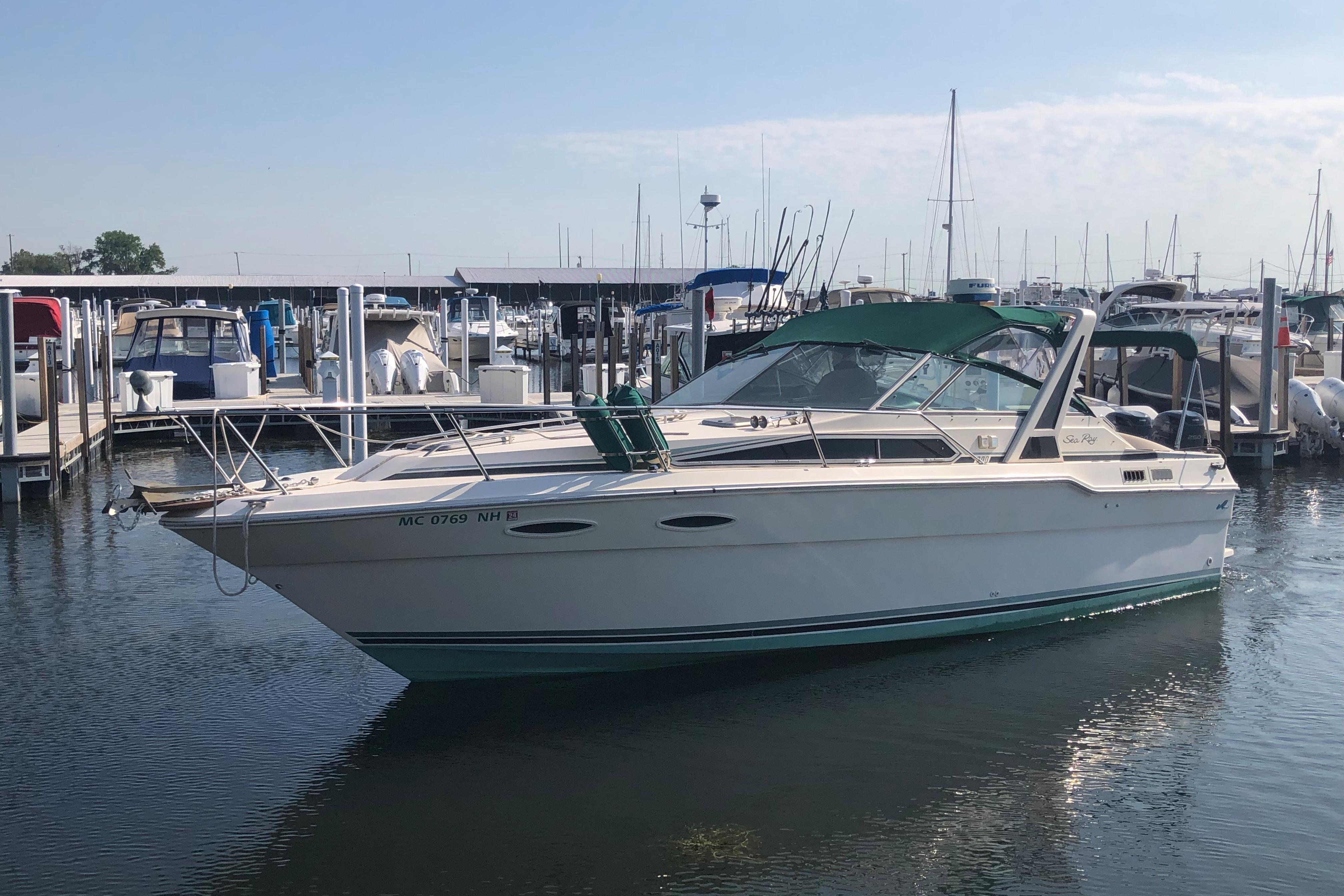 【中古】 サマー・サンライズ/ハーパーコリンズ・ジャパン/リー・デイモン Used Sea Ray 300 Sundancer 1987 for sale in St Clair Shores