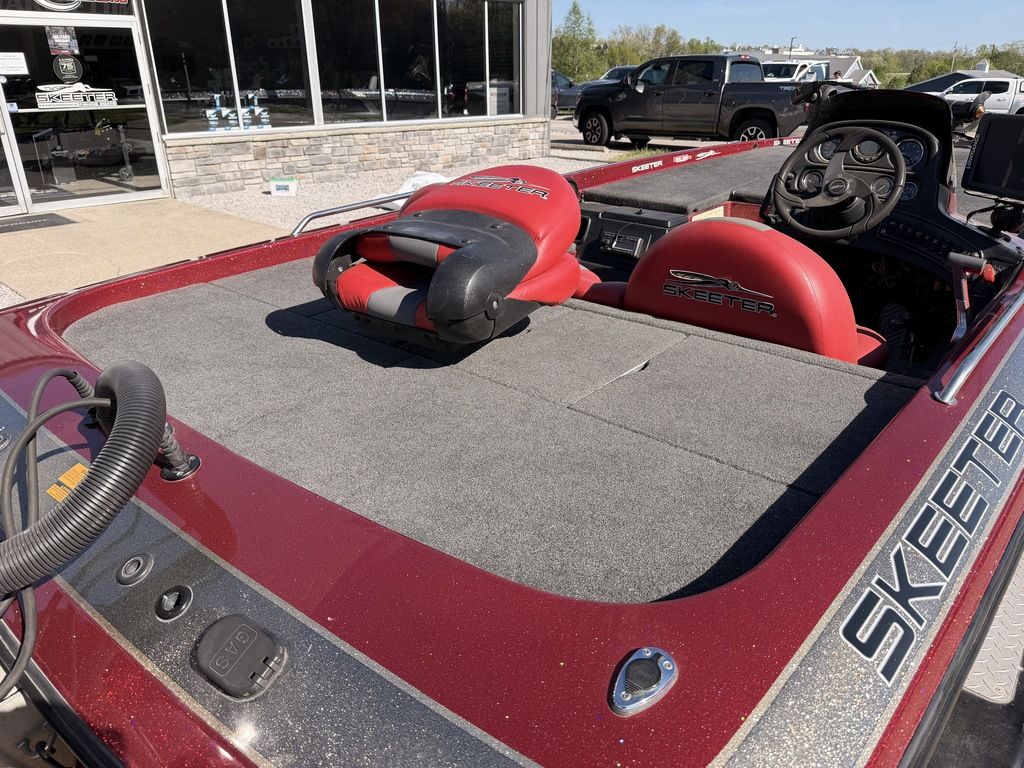 Used Skeeter ZX225 2004 for sale in Alexandria, Kentucky - Boatzon.com