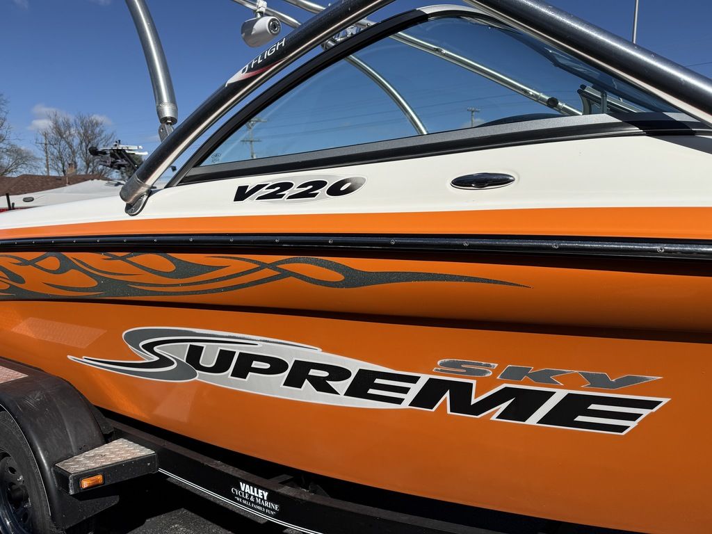 Used Supreme V220 SKY 2006 for sale in Springfield, Missouri