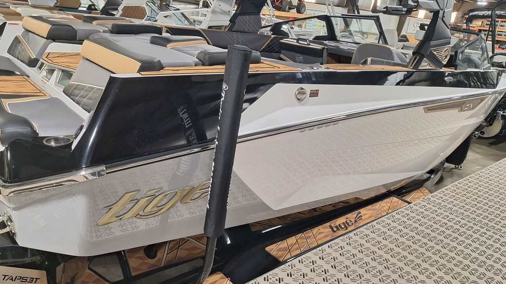 New Tige 23ZX 2025 for sale in Twin Lakes, Wisconsin - Boatzon.com