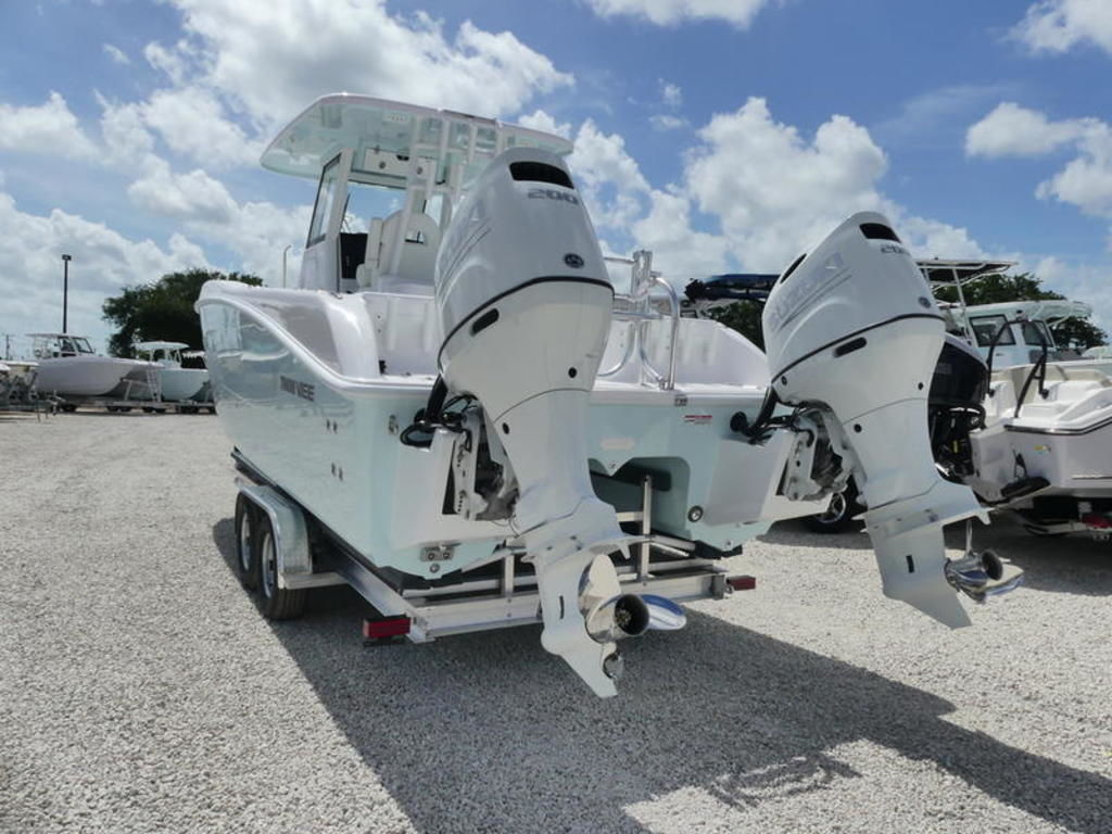 New Twin Vee 260 GFX CC 2027 for sale in Bradenton, Florida