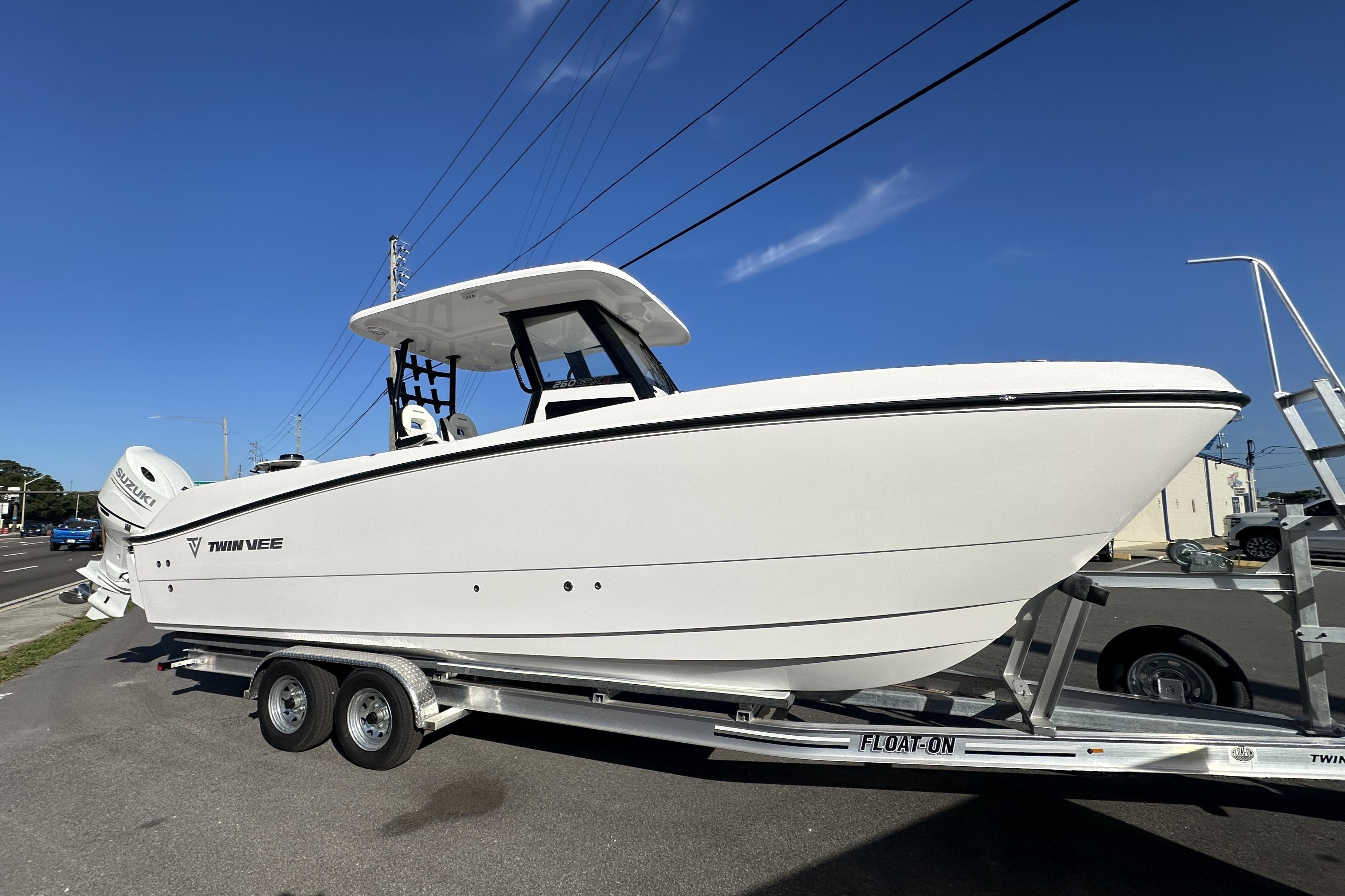 New Twin Vee 260 GFX2 CC 2026 for sale in St. Petersburg, Florida