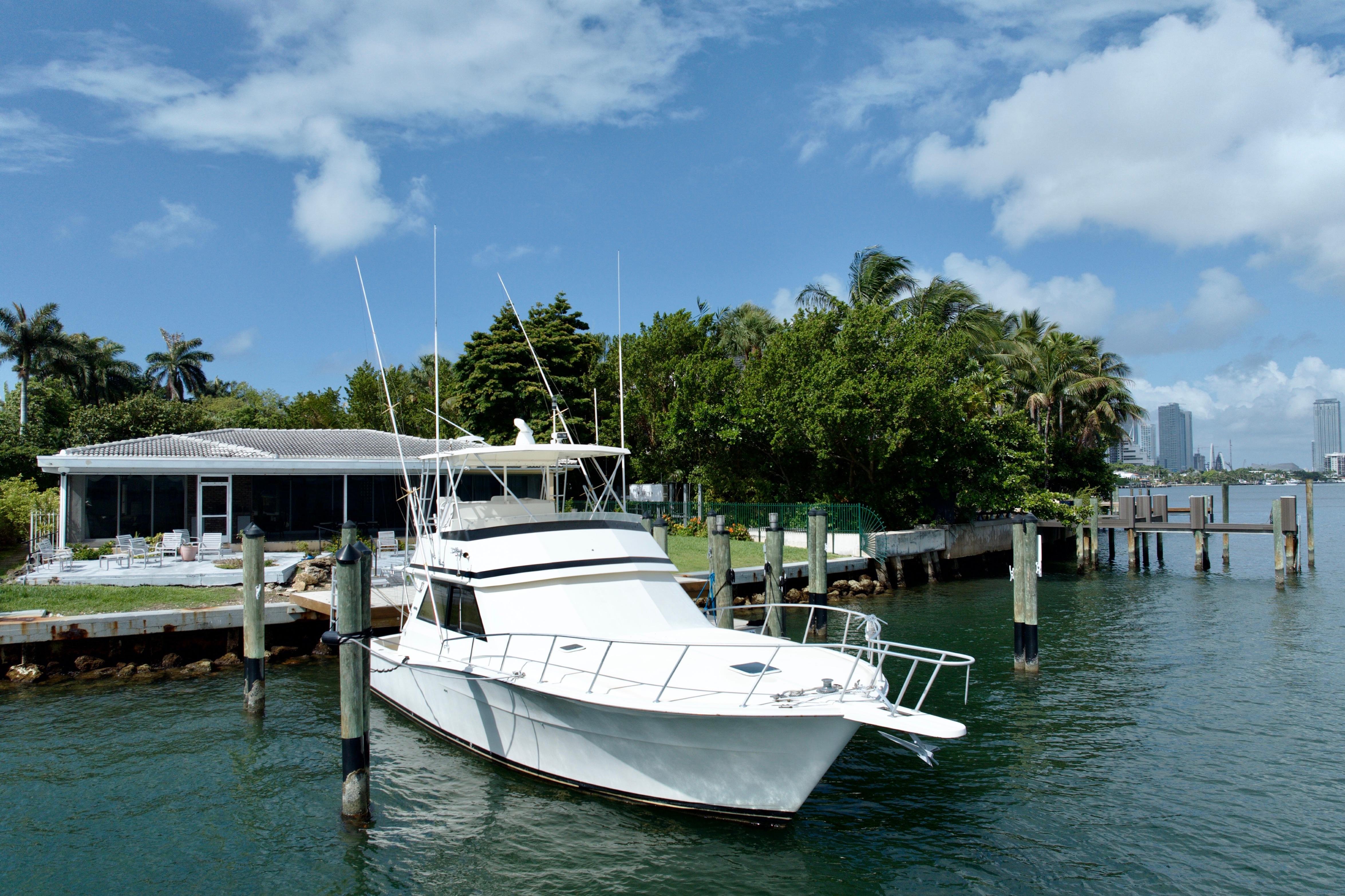 Used Viking 43 Convertible 1990 for sale in Miami, Florida