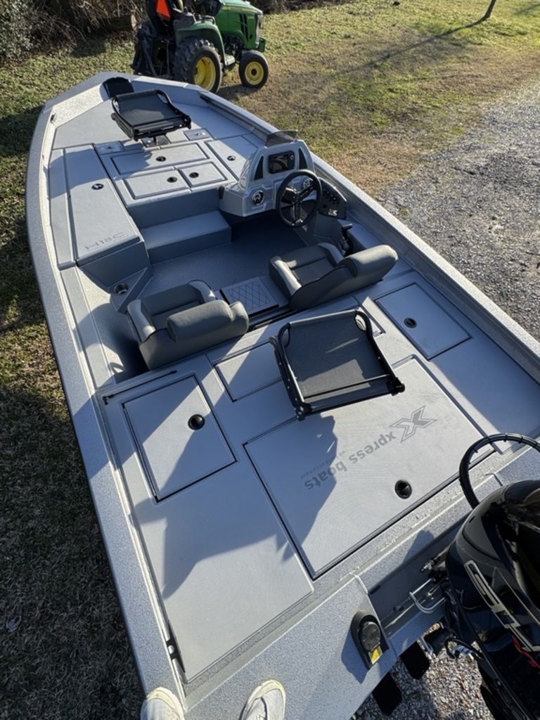New Xpress Boats H18C Crappie 2026 for sale in Nashville
