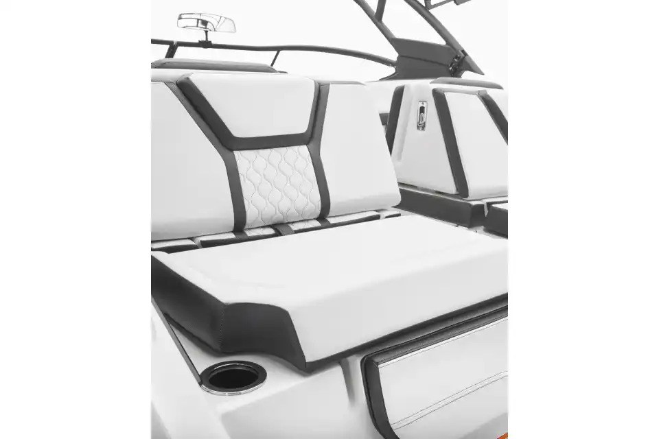 New Yamaha Boats 255XD 2027 for sale in Highland-on-the-Lake, New