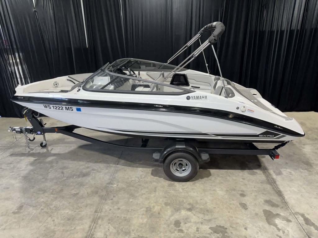 Used Yamaha Boats SX190 2019 for sale in Waupaca, Wisconsin