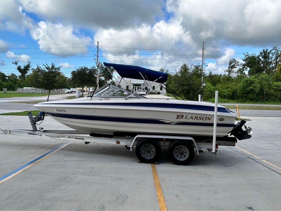 2004-larson-lxi-210-laplace-