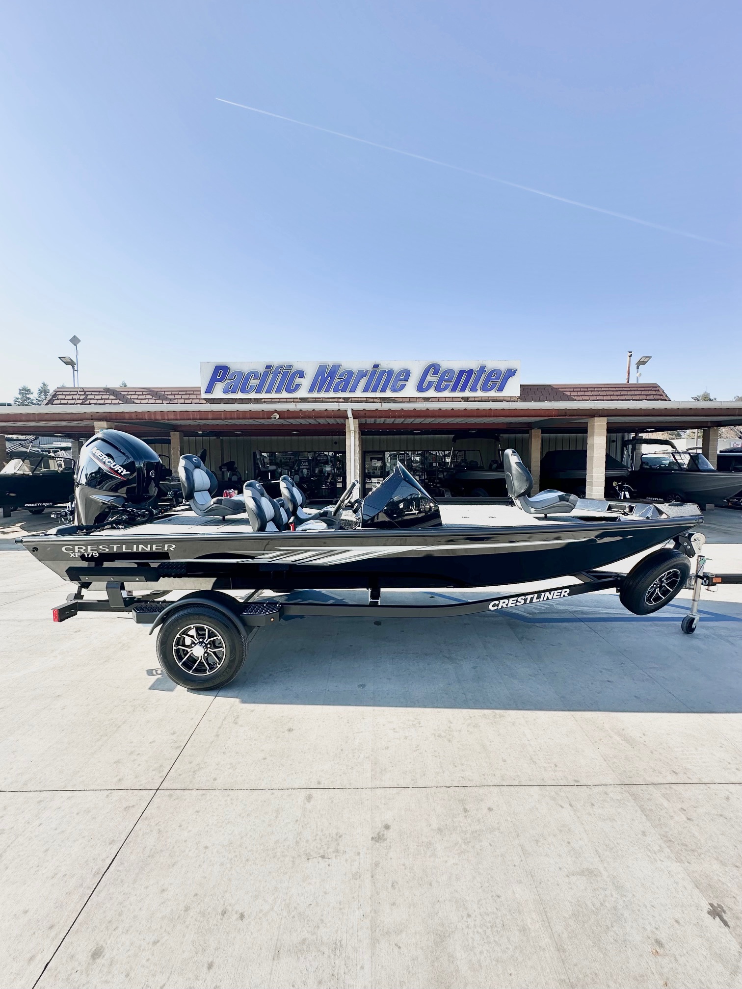 2025-crestliner-xf-179-w-90hp-
