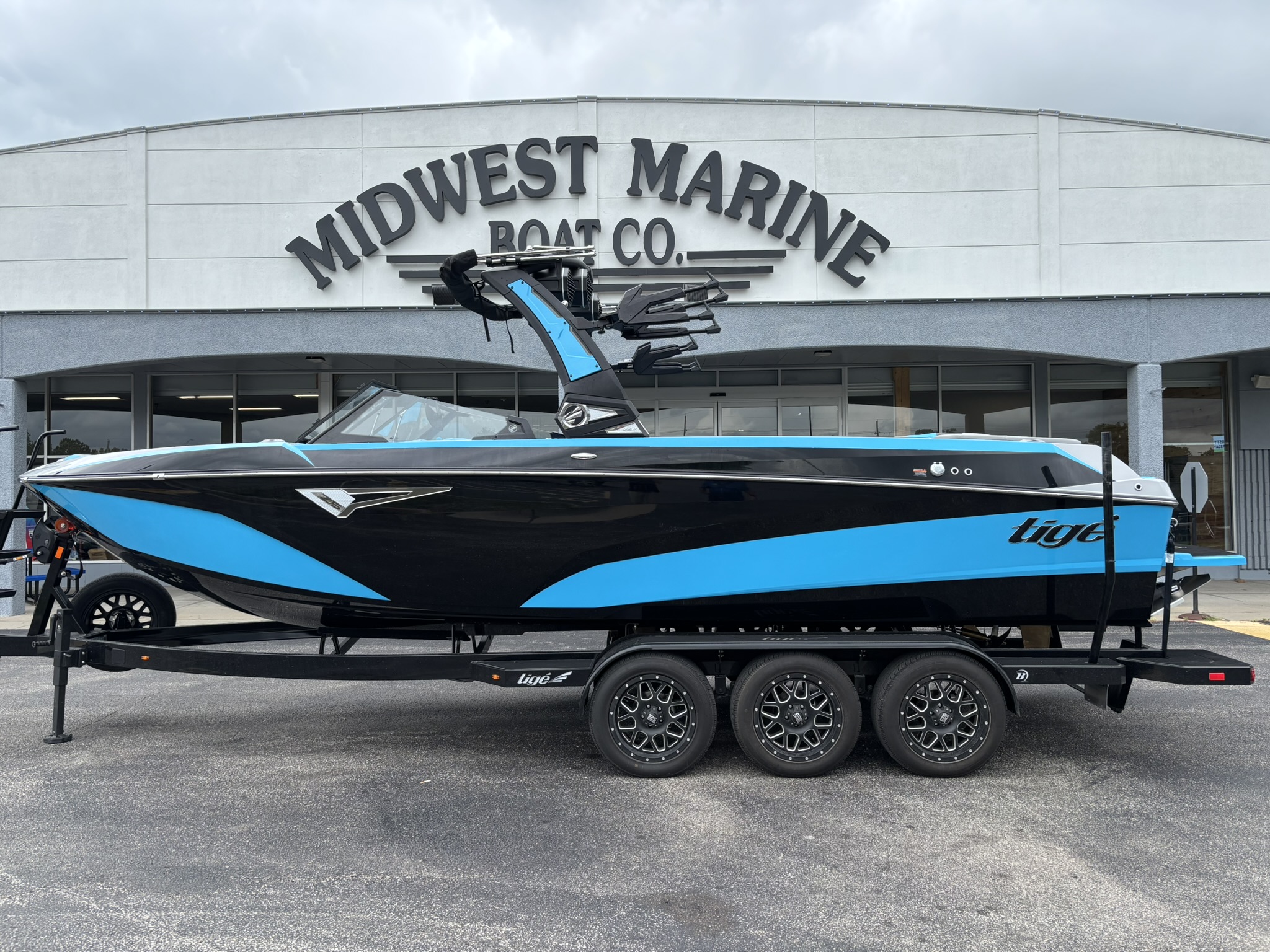 Used 2025 Tig Z5 Indmar Raptor 400 for sale in harrisonville