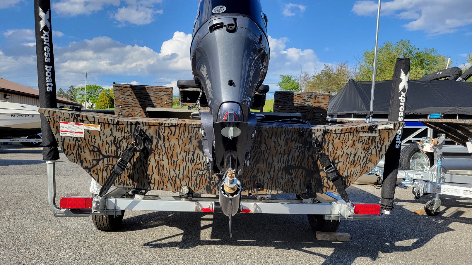 New Xpress XP20CC 20 center console w Yamaha Vmax 90 In stock 2025