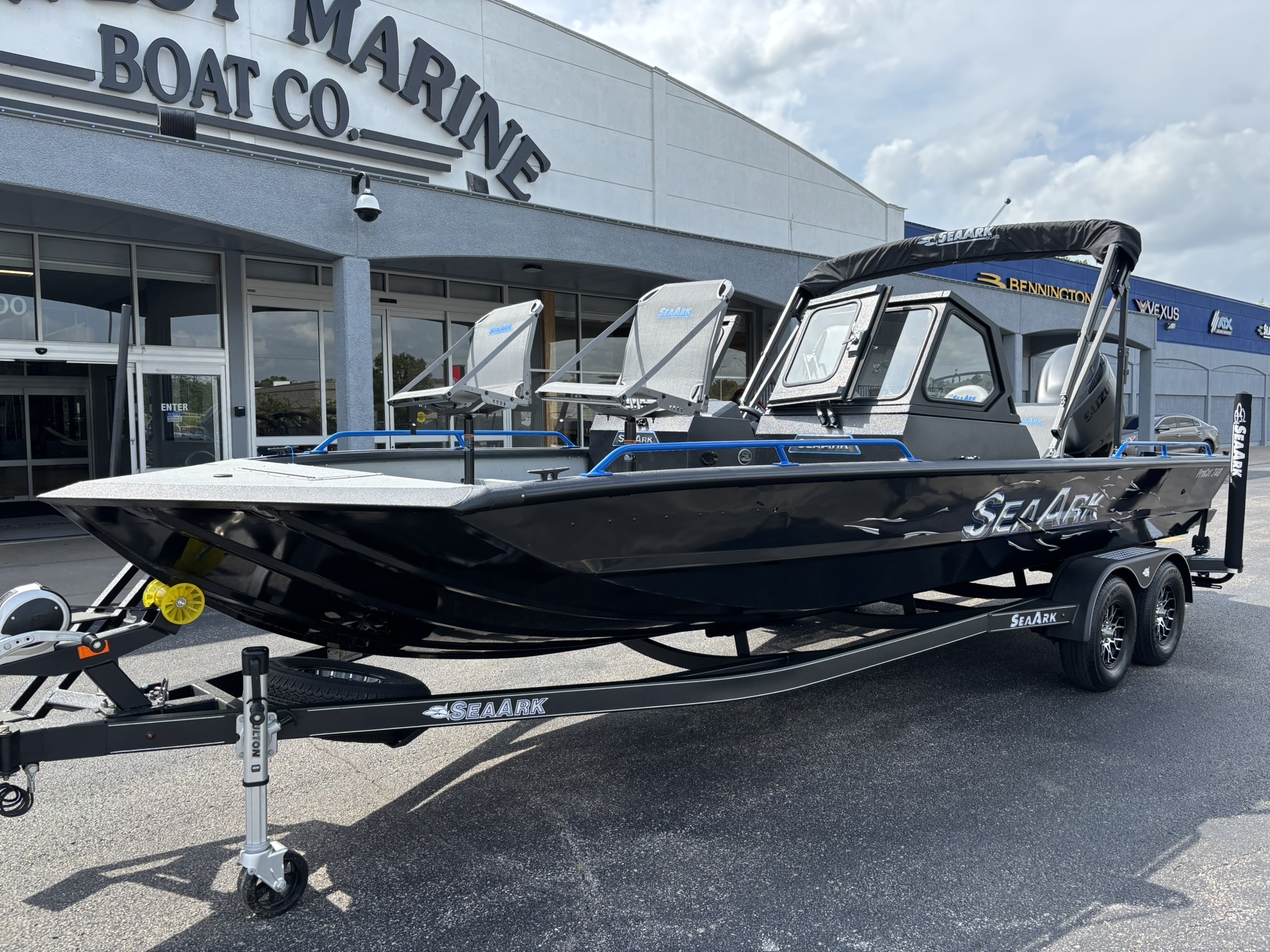 New 2026 SeaArk ProCat 240 Suzuki DF250TXSS for sale in