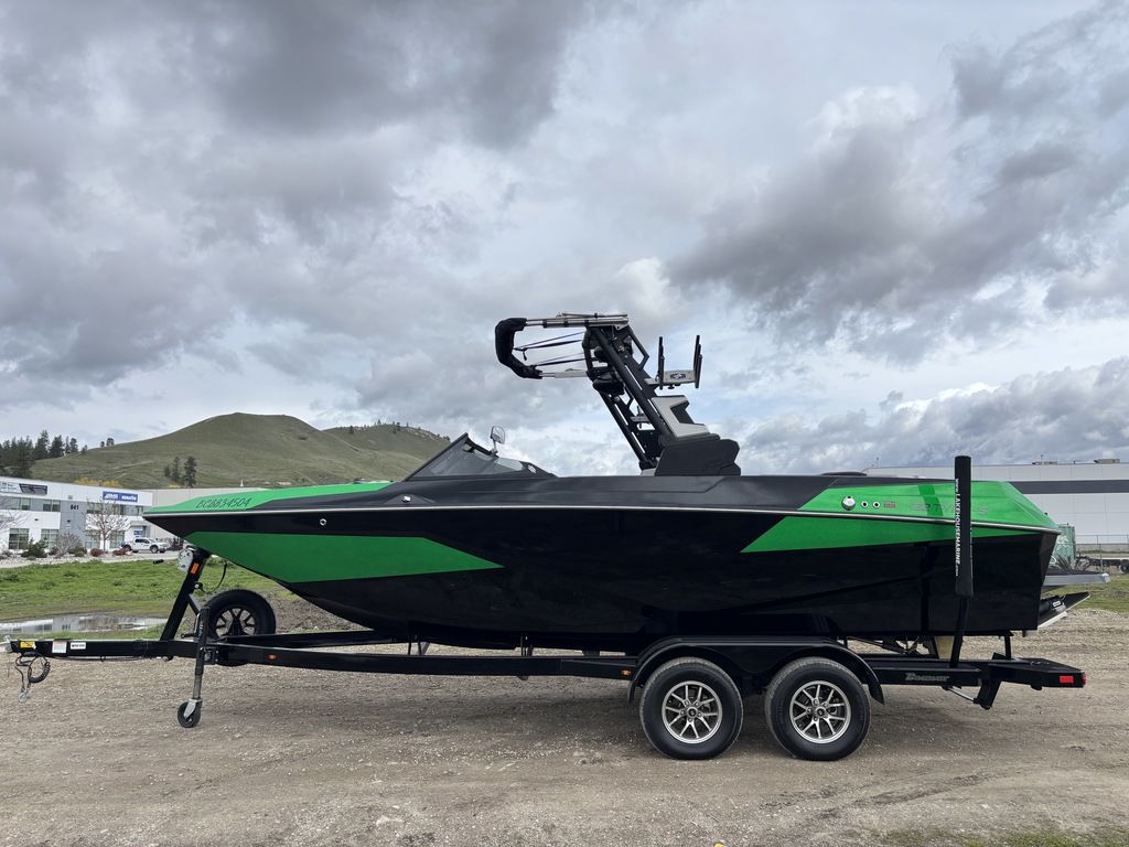 Used Larson 186 Senza 2008 for sale in Edmonton, Alberta - Boatzon.com