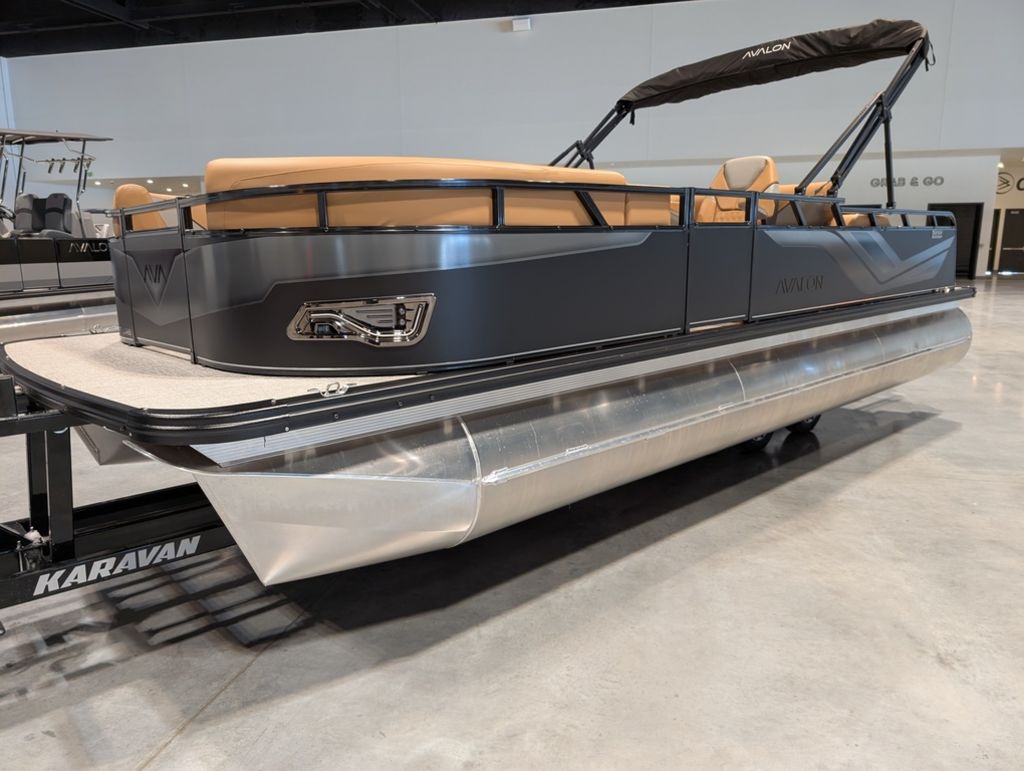 New Avalon 2385 Venture VRB 2025 for sale in Appleton, Wisconsin