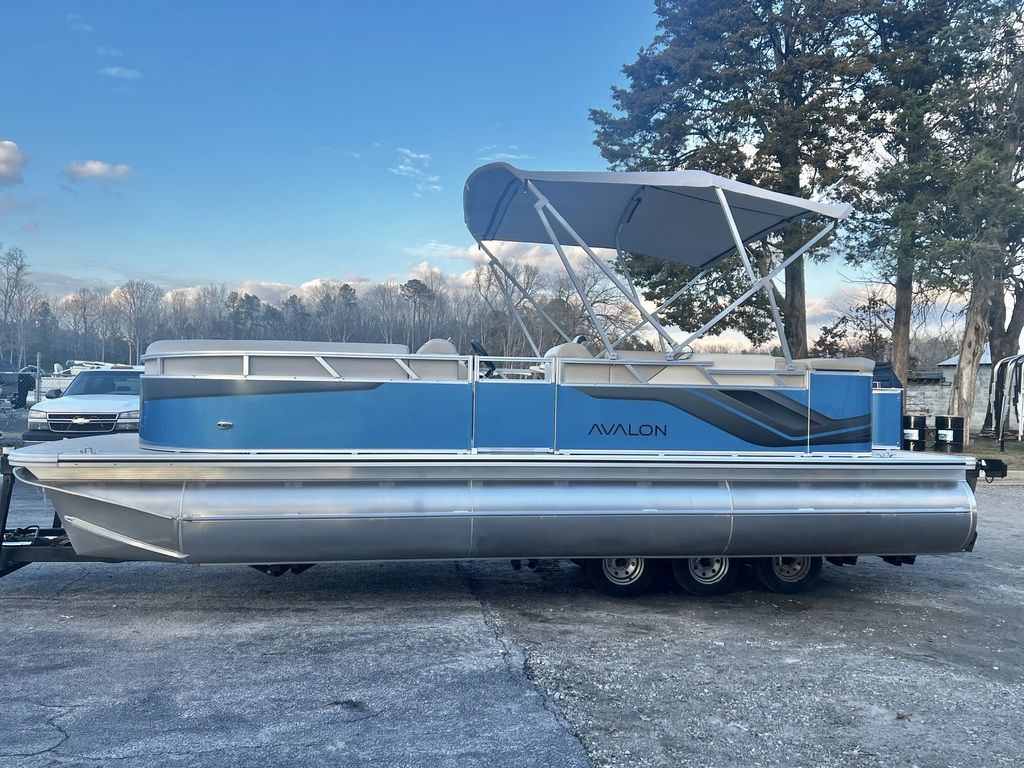 New Avalon Venture 85 23 Cruise Triple Toon IN STOCK 2025 for sale